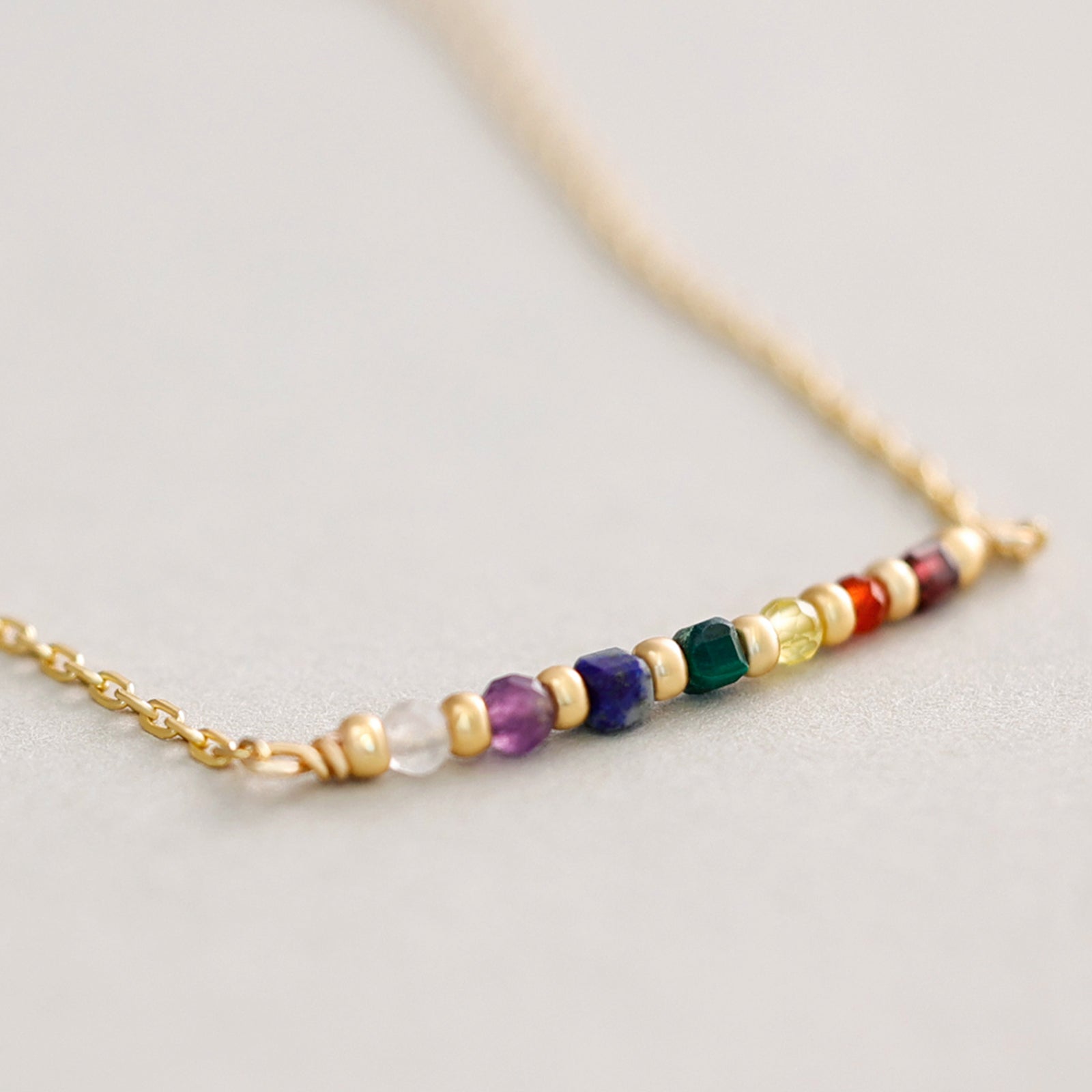 Chakra Kette - aus 925er Silber - Edelstein Kette - spiritueller Schmuck - Heilstein Kette - Chakra Heilung - Chakra Schmuck - KS009 - VIVIANNASCHMUCK