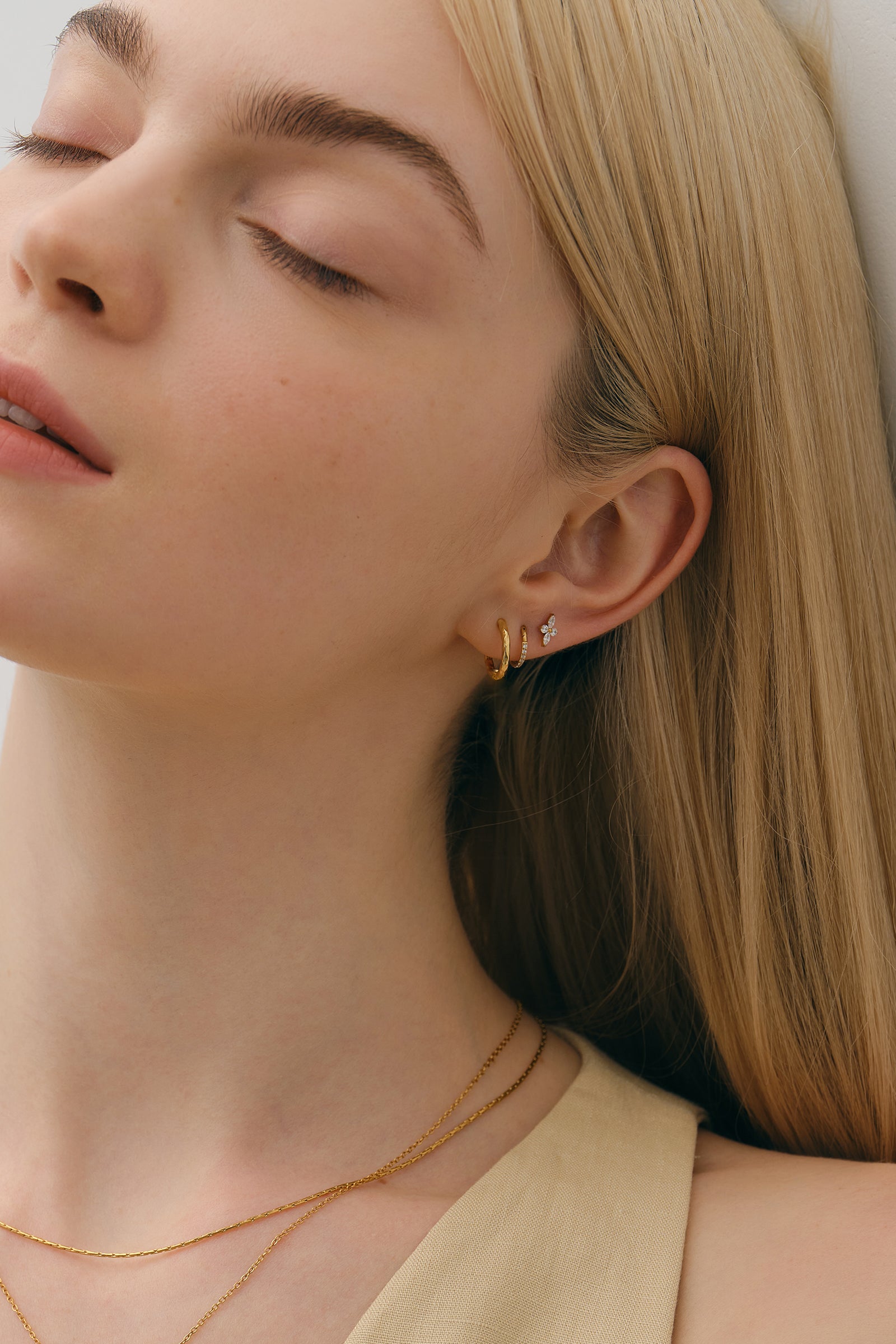 Creolen Hammerschlag mittelgroße Ohrringe - 925er Sterling Silber Ohrringe VIVIANNASCHMUCK