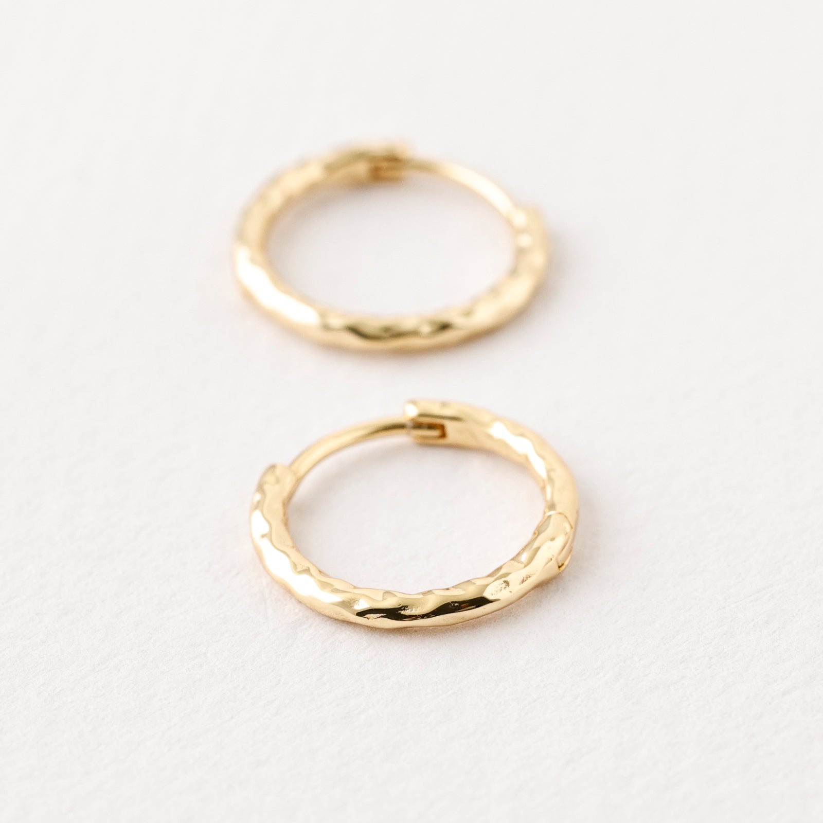 Hoop earrings made of 925 sterling silver - Hoop earrings with hammered finish - Gold or silver - Real silver earrings - OS004
