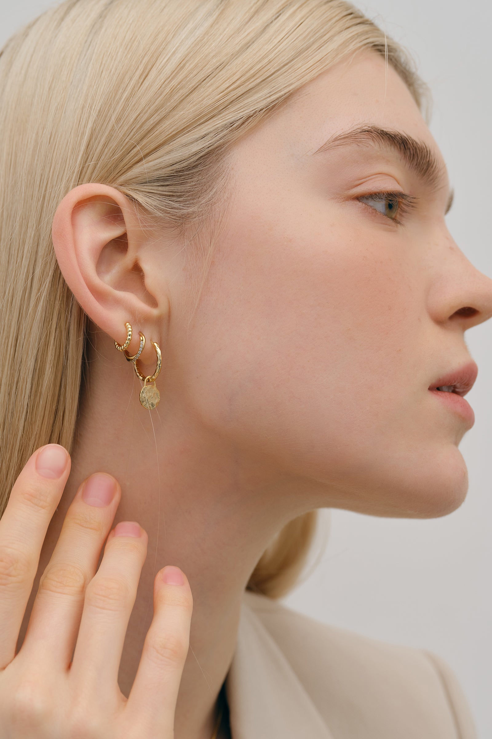 Elegante Kugel Creolen - 925er Sterling Silber Ohrringe VIVIANNASCHMUCK