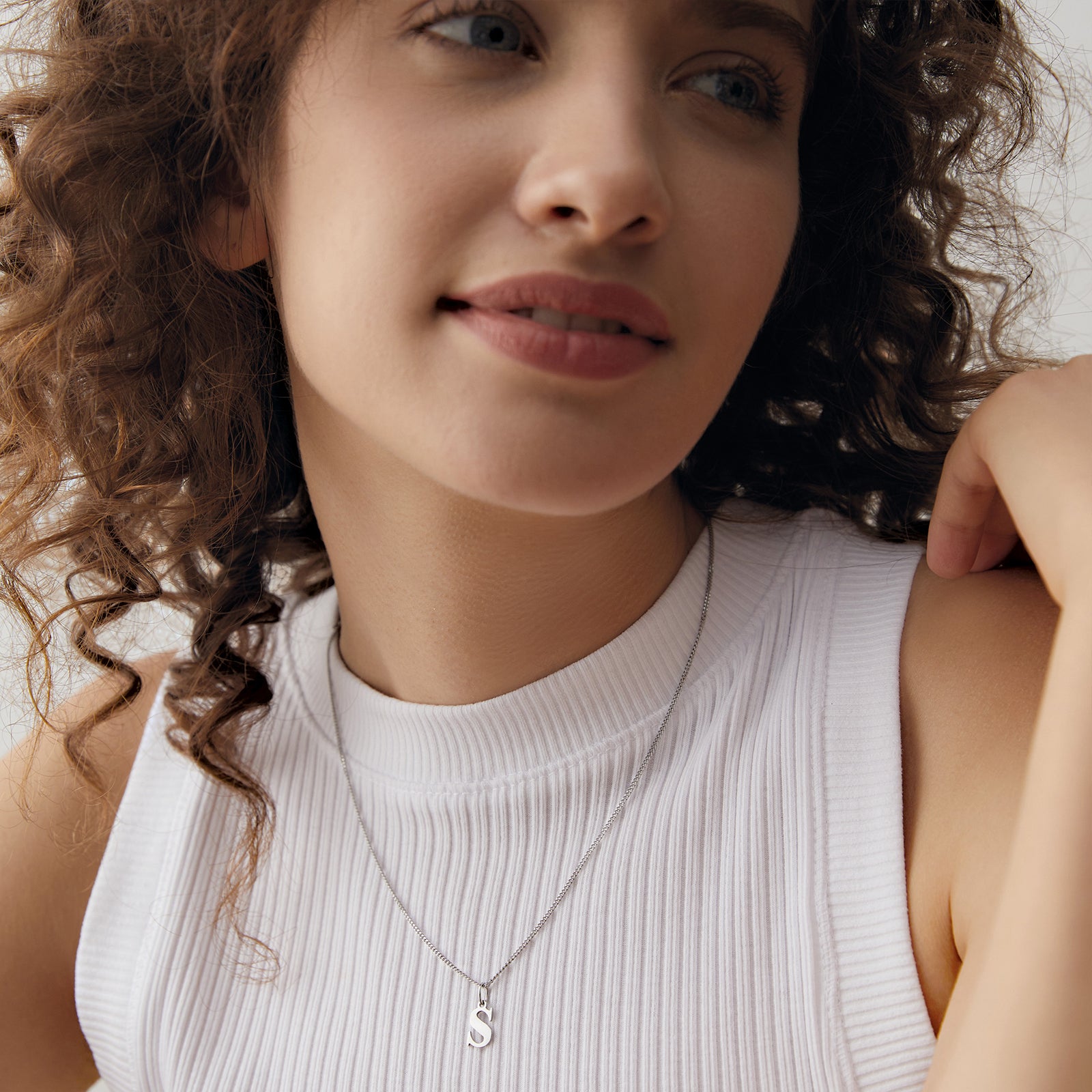 Initialen Anhänger Kette Damen Halskette VIVIANNASCHMUCK