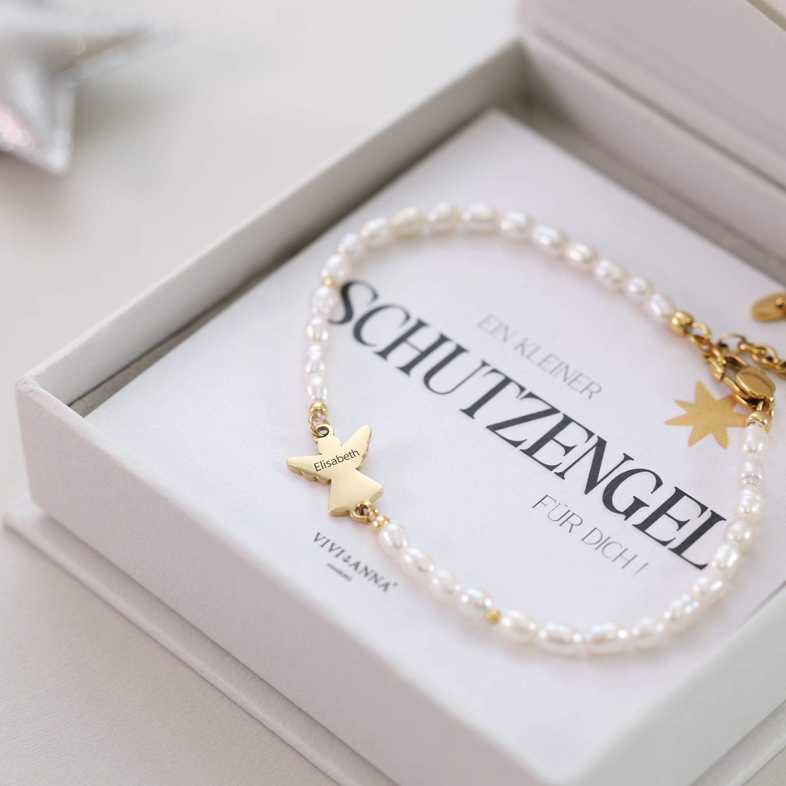 Zartes Süßwasser-Perlenarmband mit Schutzengel - Geschenk mit Karte Damen Armband VIVIANNASCHMUCK
