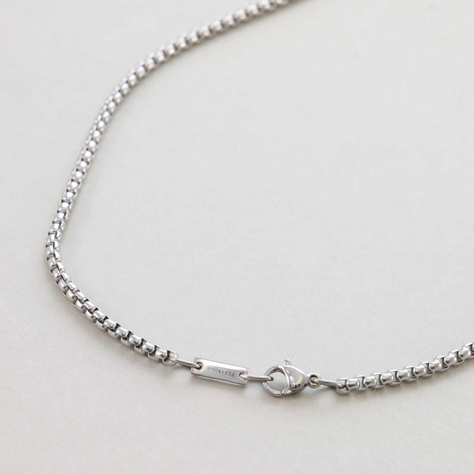 Kette mit personalisierbarem Gravurbarren Herren Halskette VIVIANNASCHMUCK