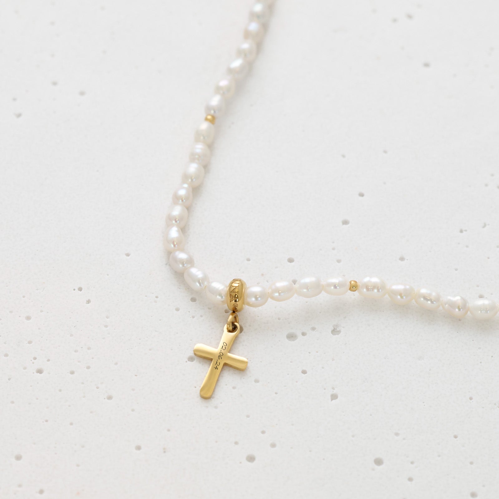 Süßwasserperlen Halskette mit Kreuz