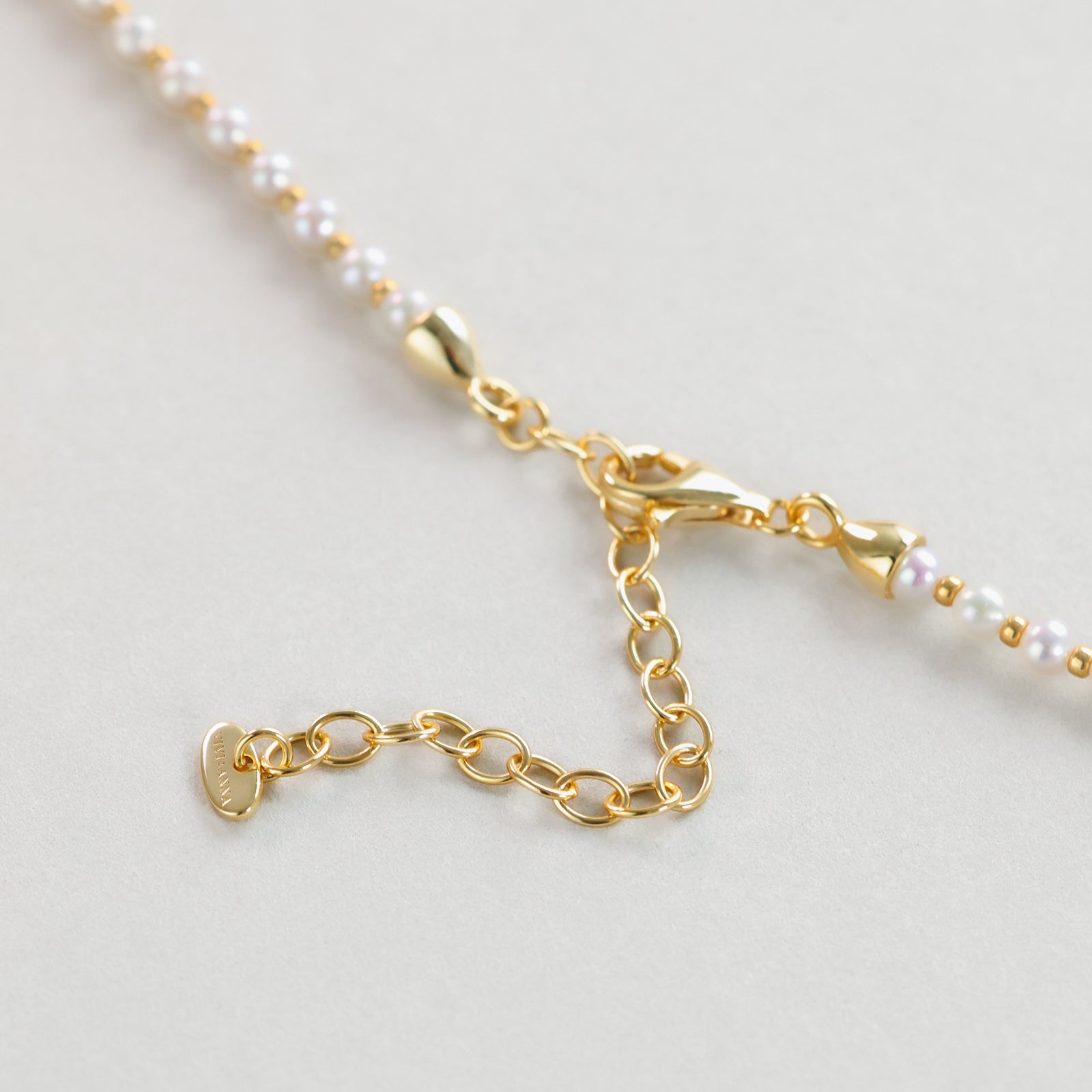 Süßwasserperlen Halskette mit funkelndem Kreuz - 925er Sterling Silber Damen Halskette VIVIANNASCHMUCK