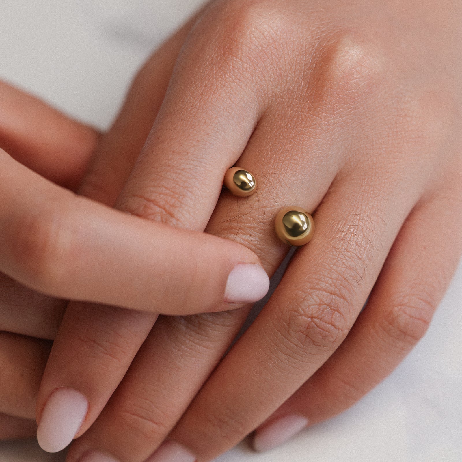 Minimalistischer Open Ring – Tropfendesign