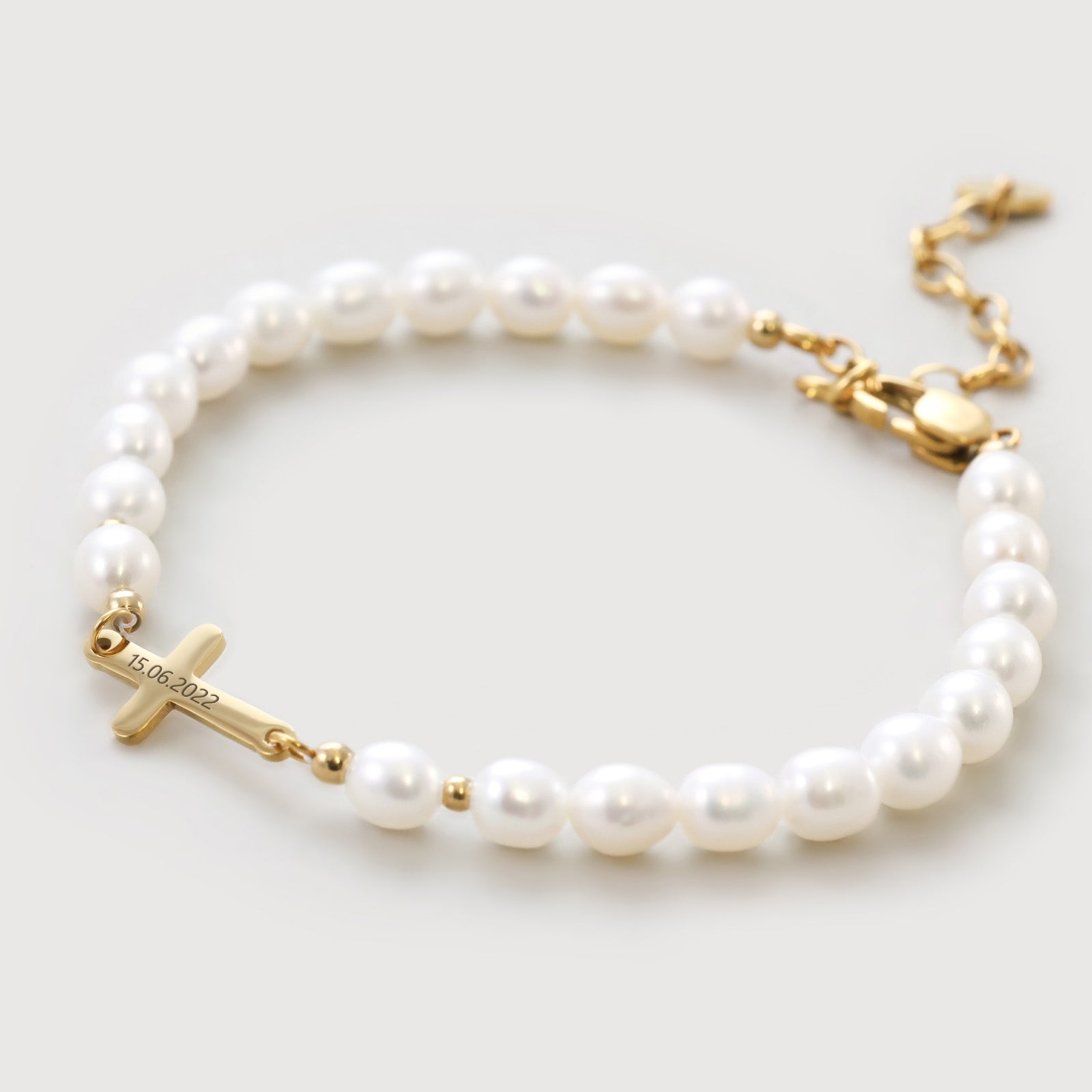 Perlenarmband mit Kreuz aus runden Perlen - Geschenk zur Taufe mit Karte Kinder Armband VIVIANNASCHMUCK