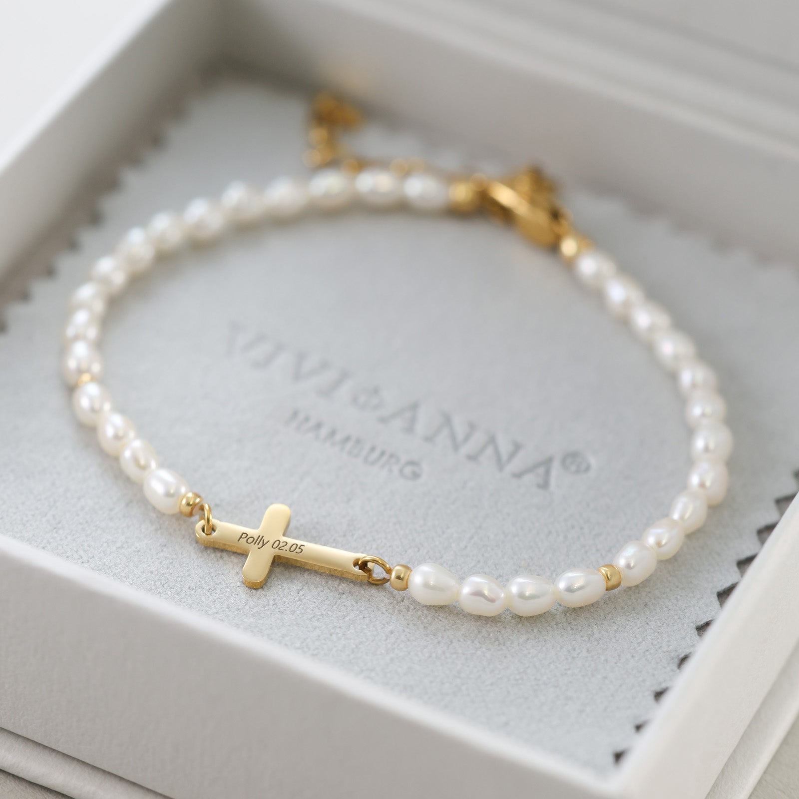 Perlenarmband mit Kreuz - Geschenk zur Taufe mit Karte Kinder Armband VIVIANNASCHMUCK