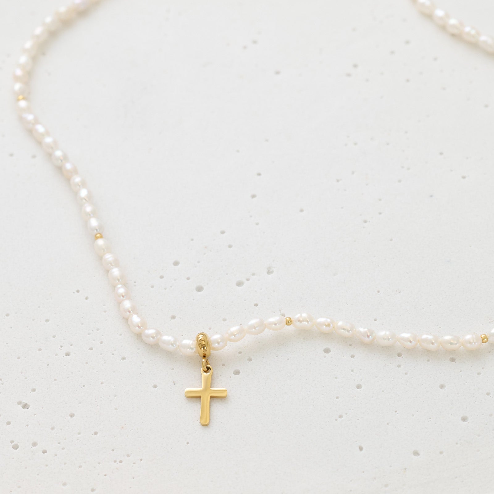 Süßwasserperlen Halskette mit Kreuz