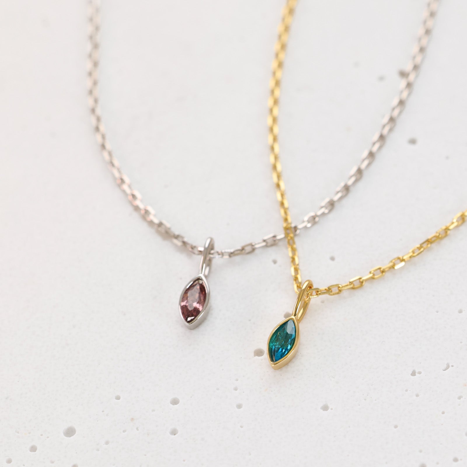 Geburtsstein-Kette mit Navette-Anhängern aus Zirkonia - 925 Sterling Silber