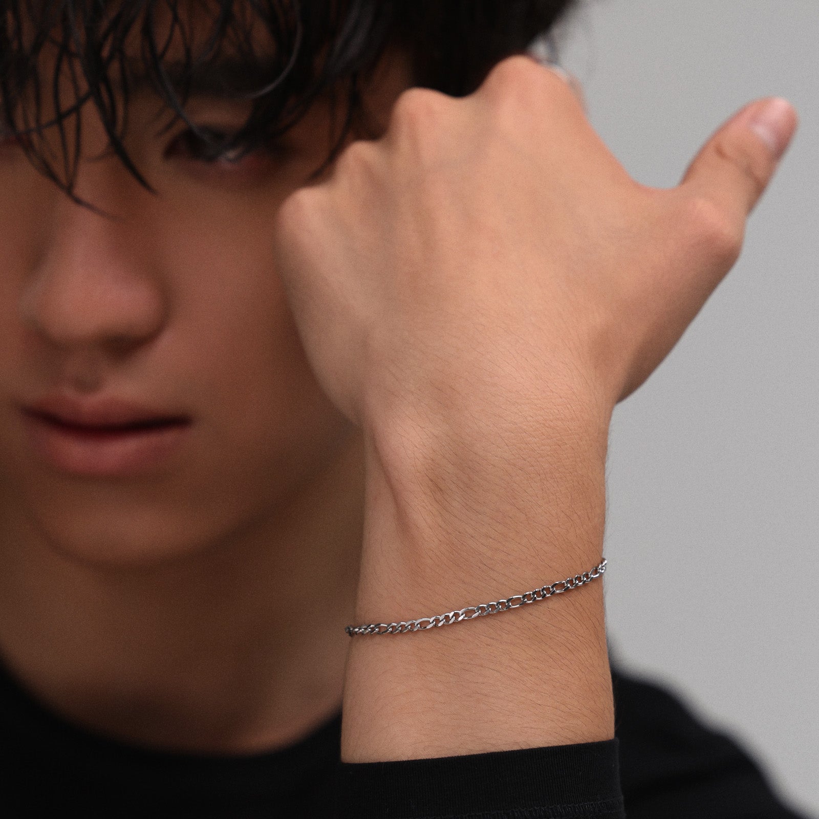 Permanent Armband