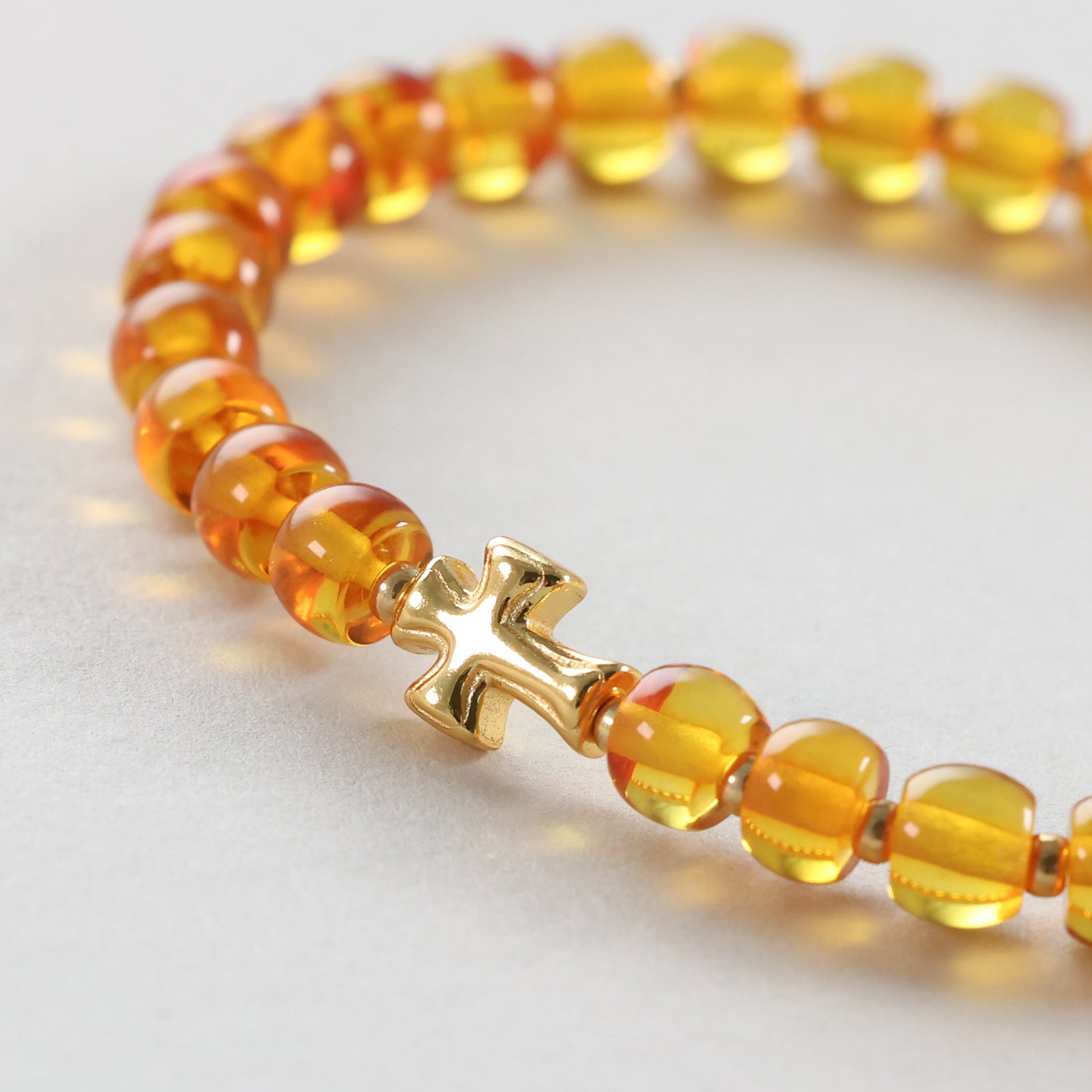 Amber bracelet with engravable heart pendant