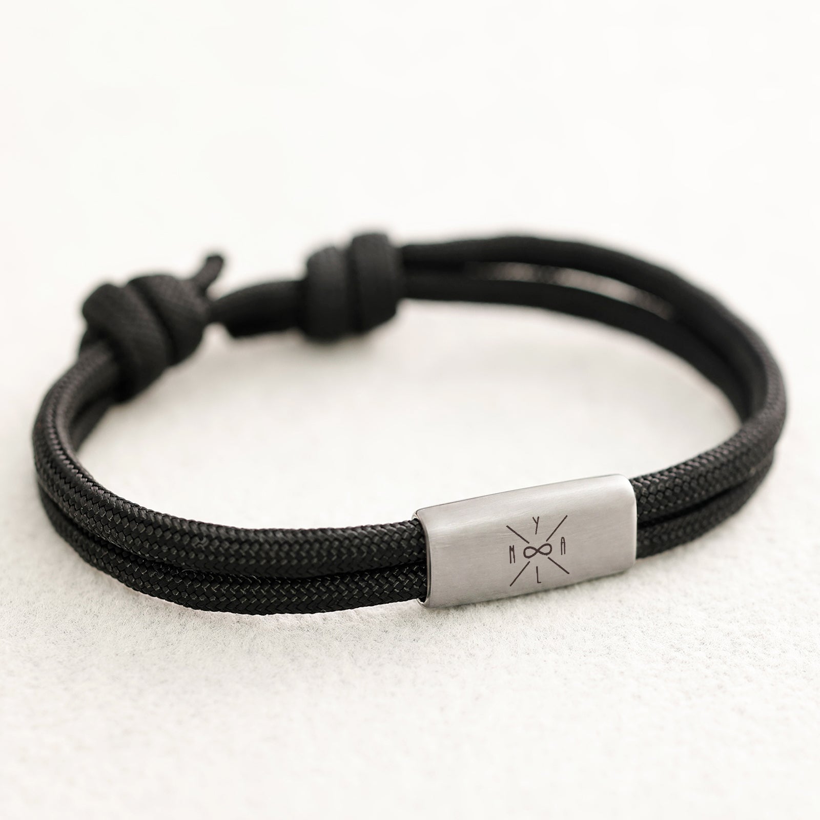 Wasserfestes Familien Armband mit Gravur