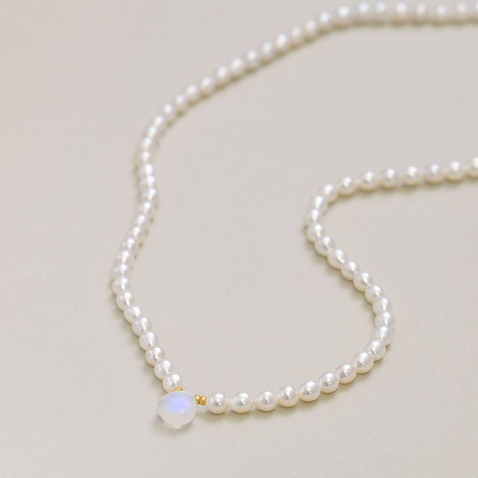 Süßwasserperlenkette mit Mondstein – 925 Sterling Silber