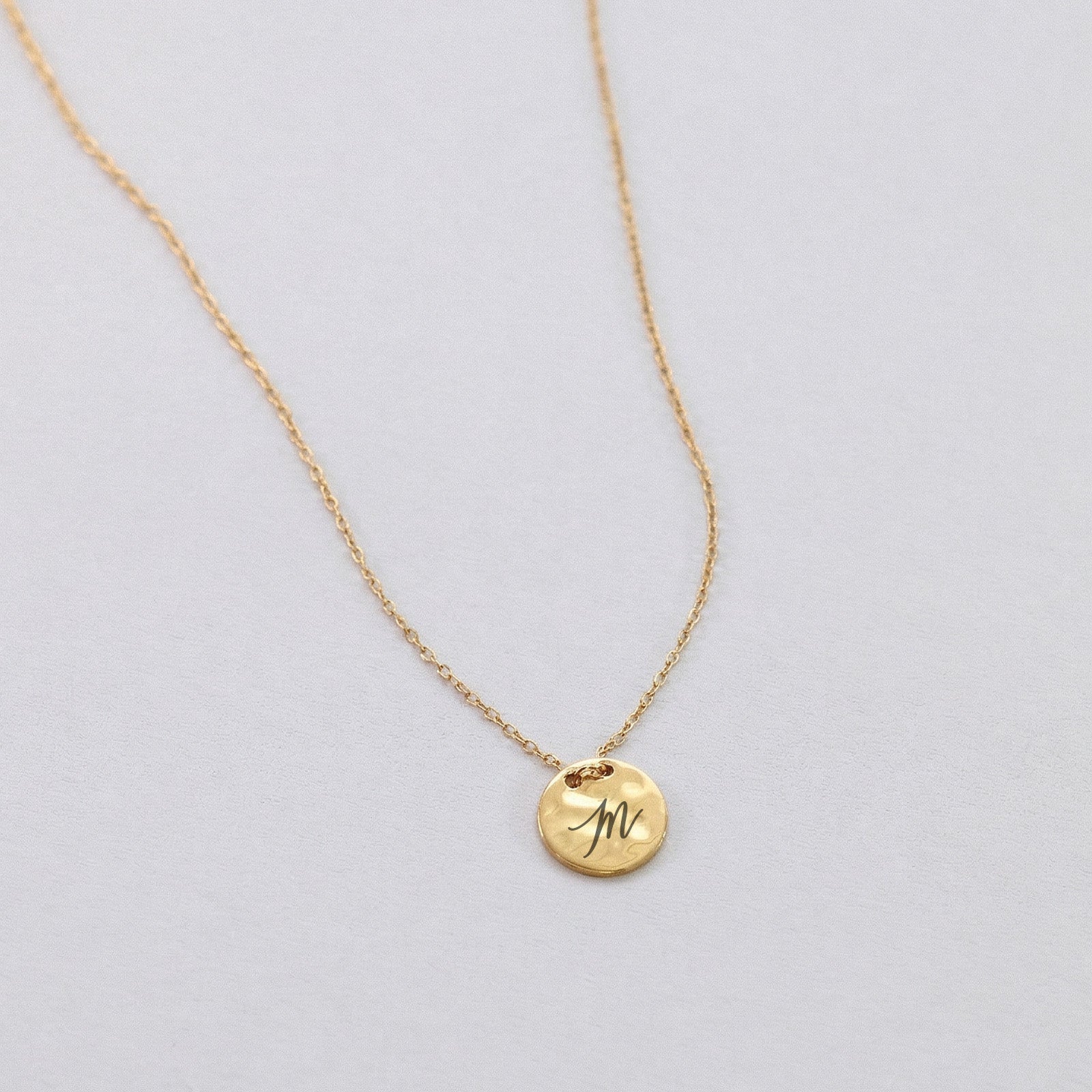 Hammerschlag-Plättchen Kette mit Gravur Damen Halskette VIVIANNASCHMUCK