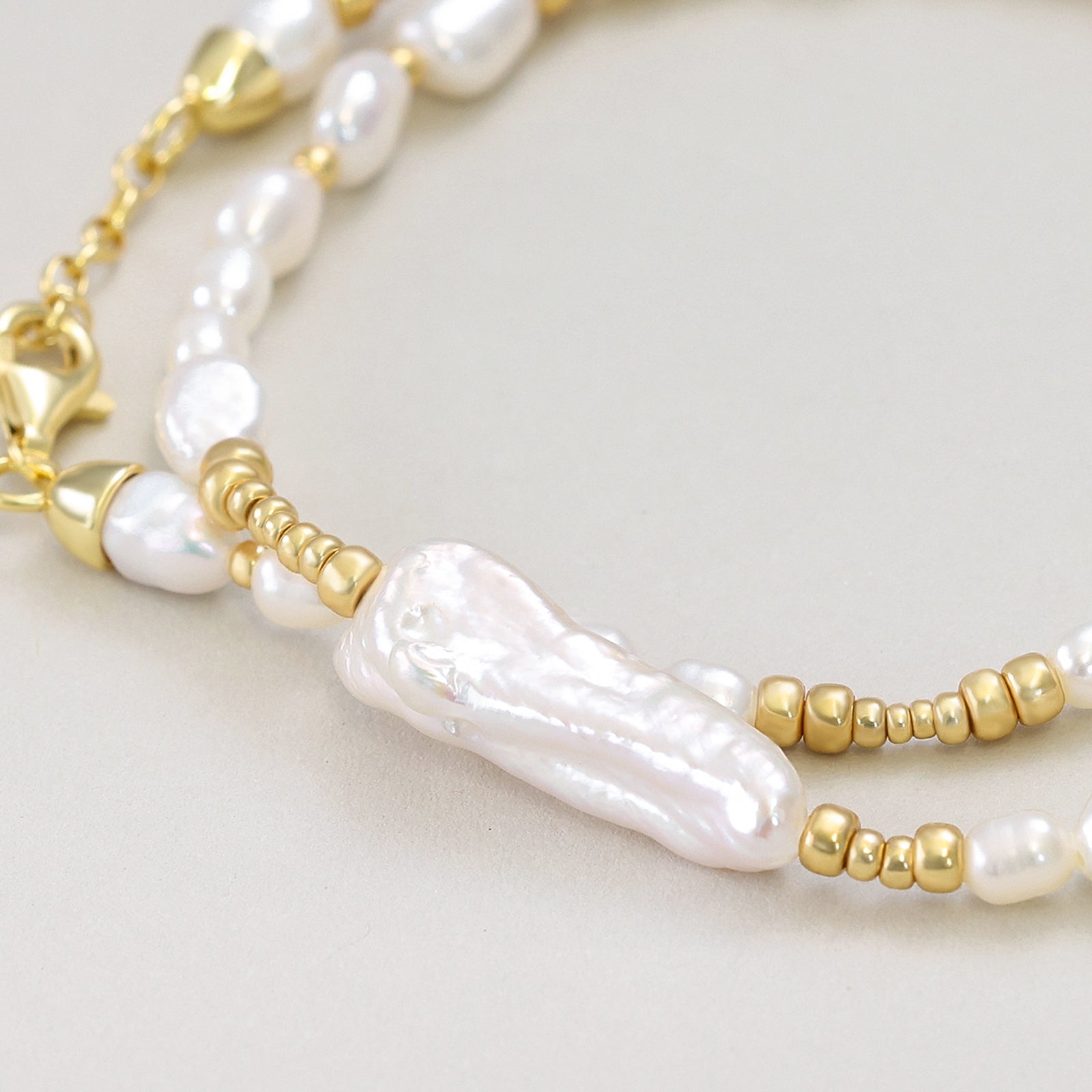 Süßwasserperlenkette mit länglichen & unregelmäßigen Perlen – 925er Silber