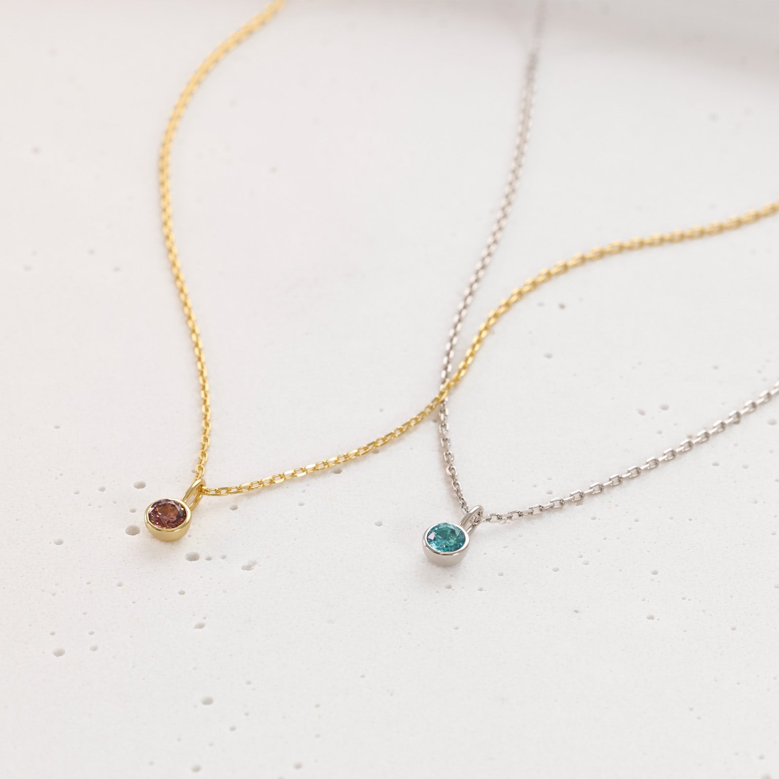 Geburtsstein-Kette mit runden Anhängern aus Zirkonia - 925 Sterling Silber Damen Halskette VIVIANNASCHMUCK