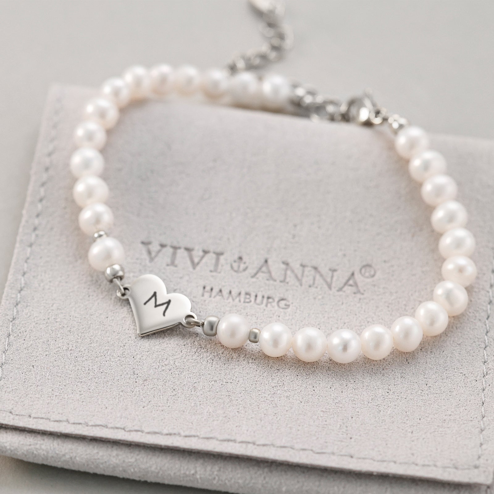 Süßwasserperlen Armband mit Herzanhänger Damen Armband VIVIANNASCHMUCK