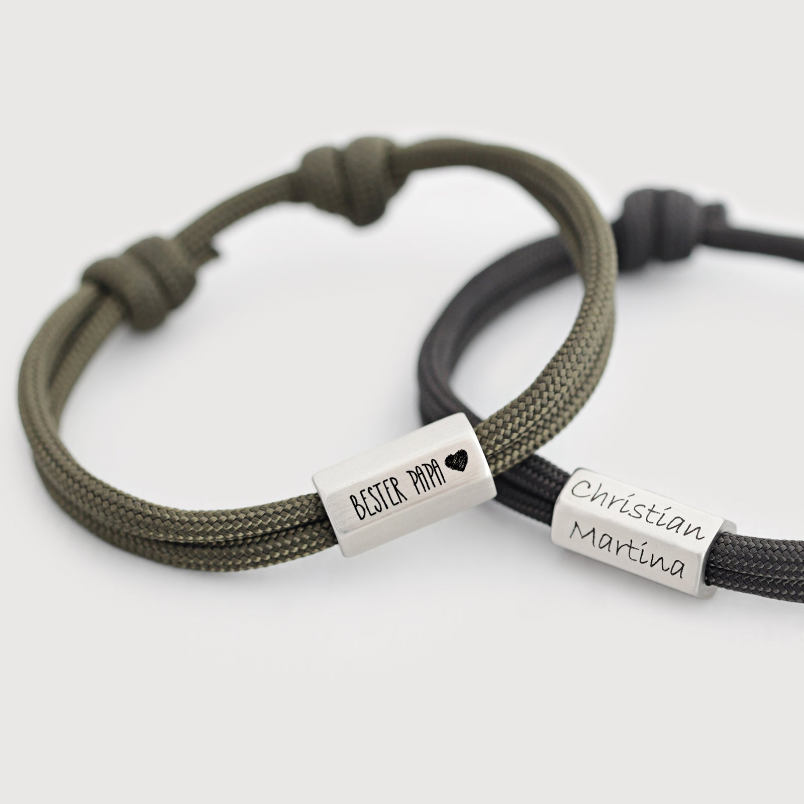 Herrenarmband aus Segeltau mit 6-seitiger Gravurperle