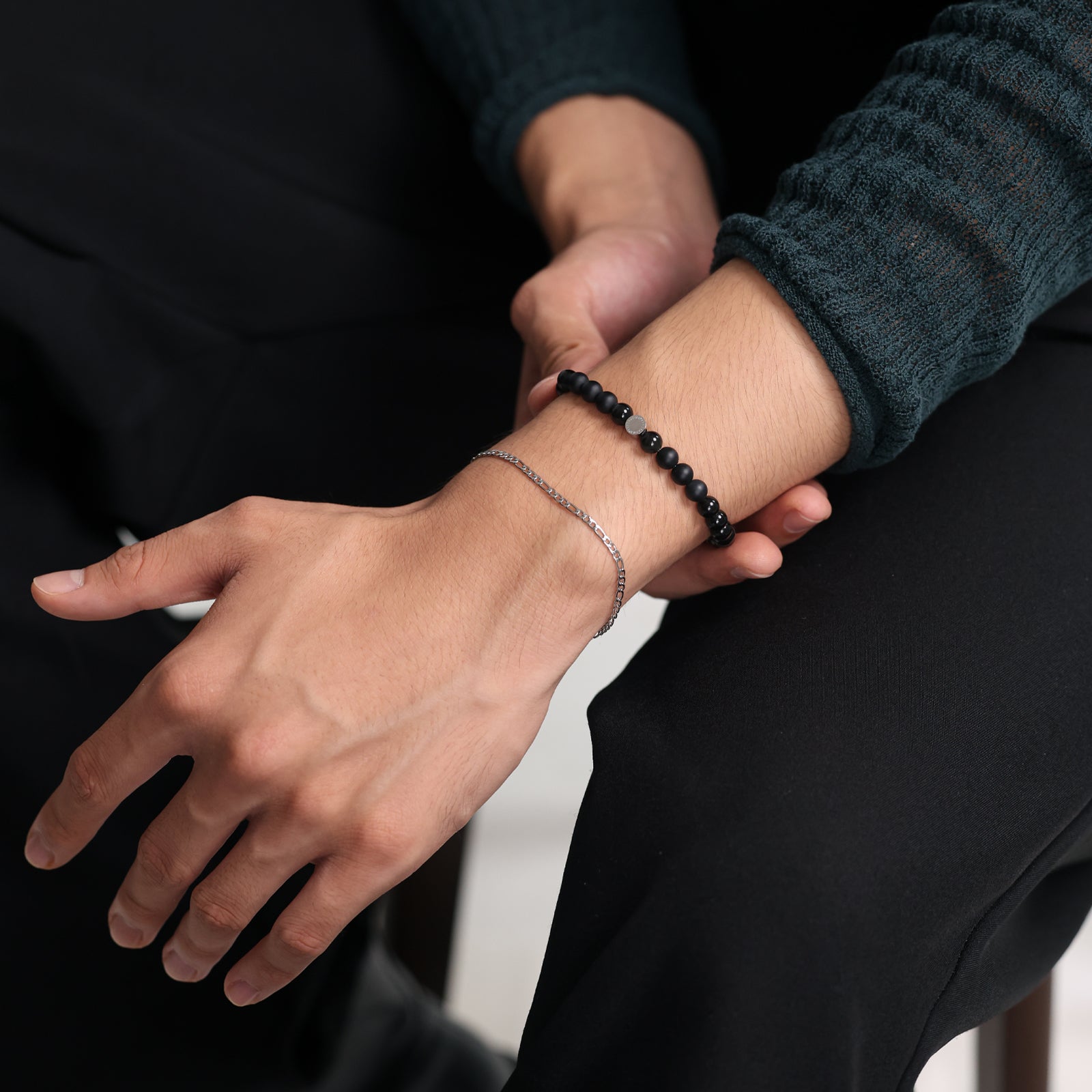 Armband mit Obsidian- und schwarzen mattierten Onyx-Perlen Herren Armband VIVIANNASCHMUCK