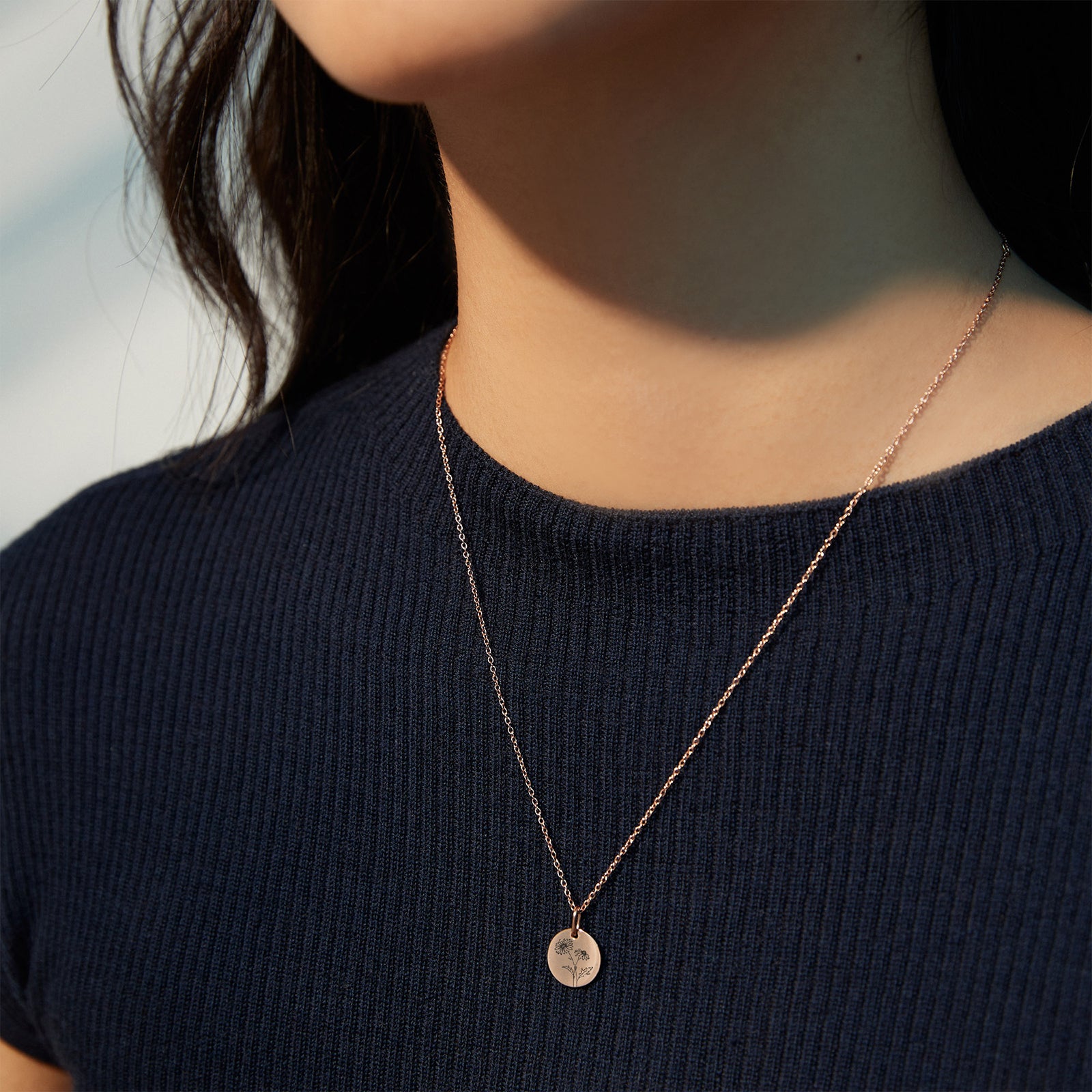 Personalized flower necklaces made of 925 silver