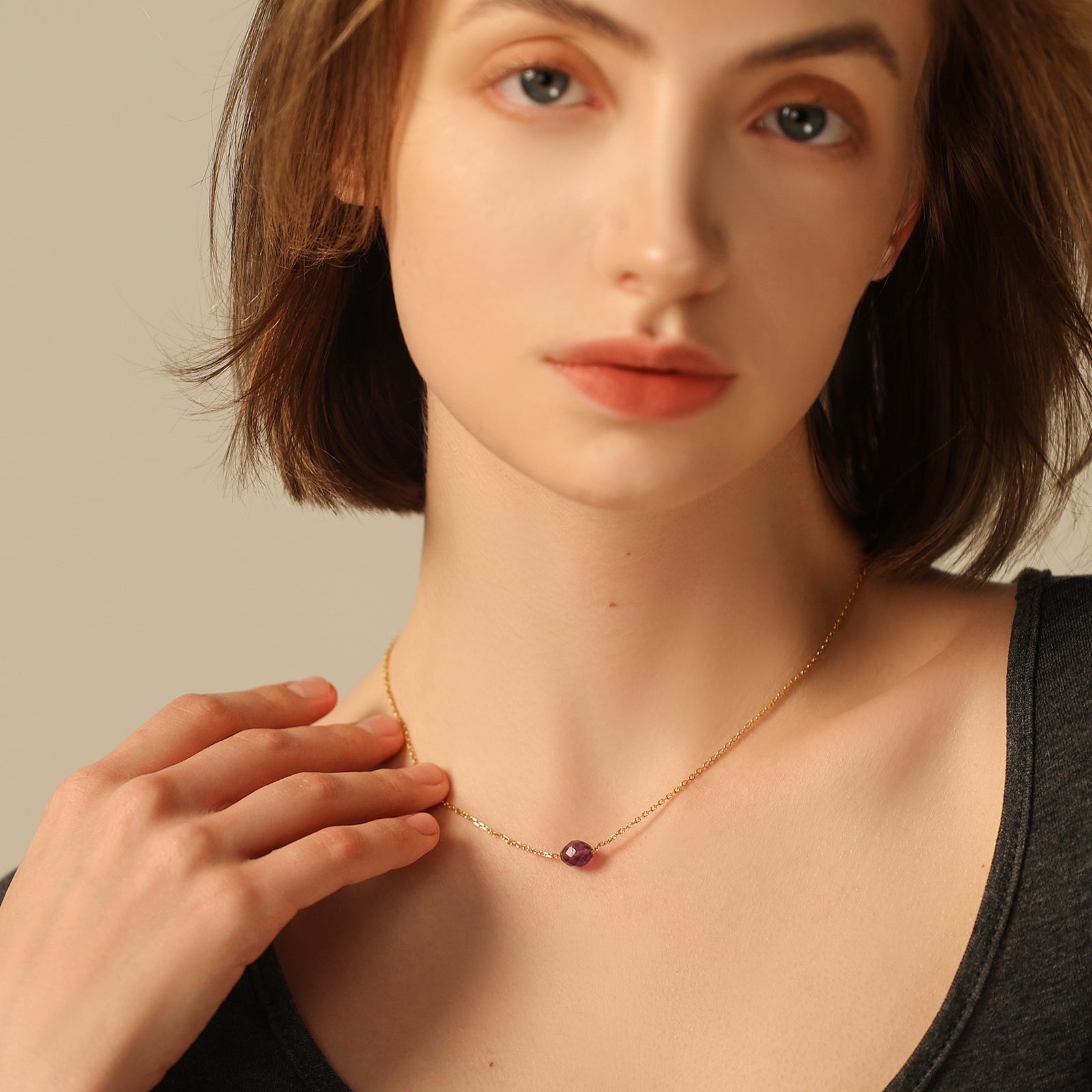 Personalisierte Heilstein-Kette mit Gravurplättchen – 925er Silber