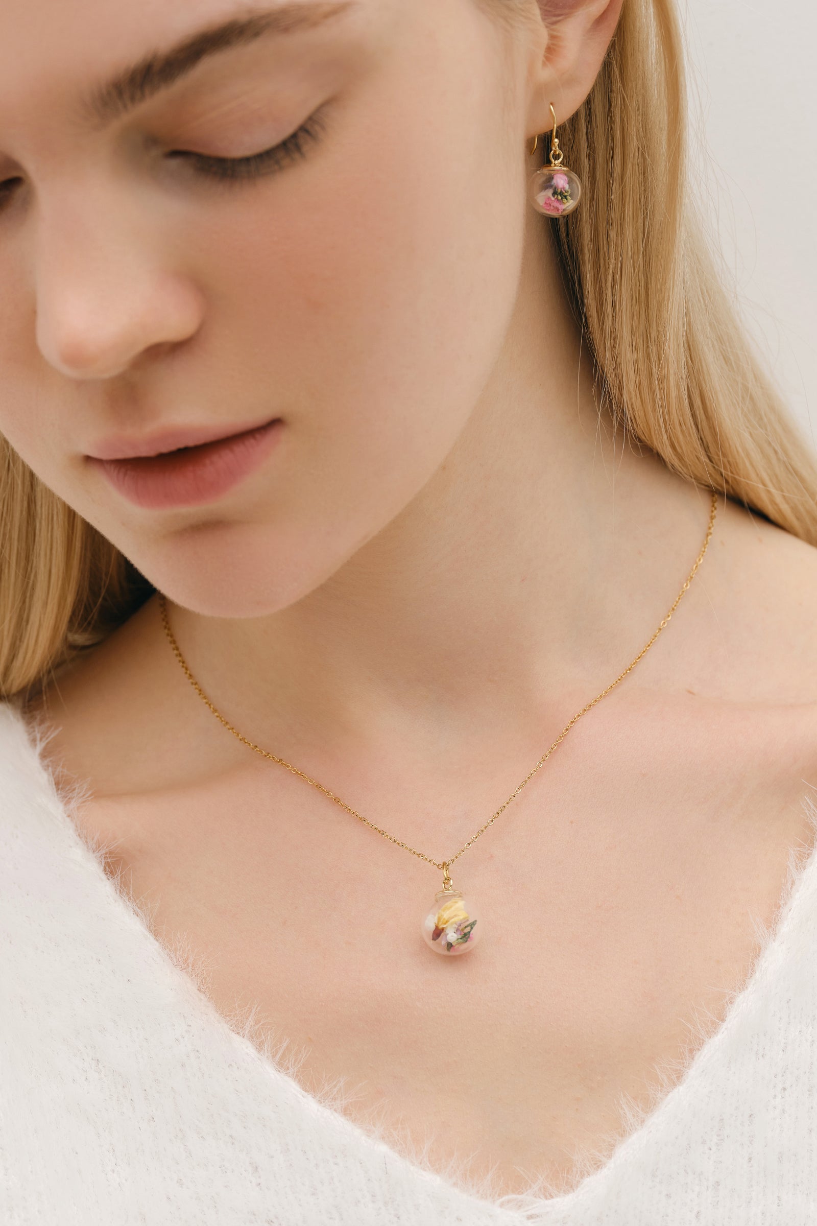 Personalized necklace with real flowers - 925 silver gold silver rose gold - gift for her - wedding jewelry - jewelry with engraving k301