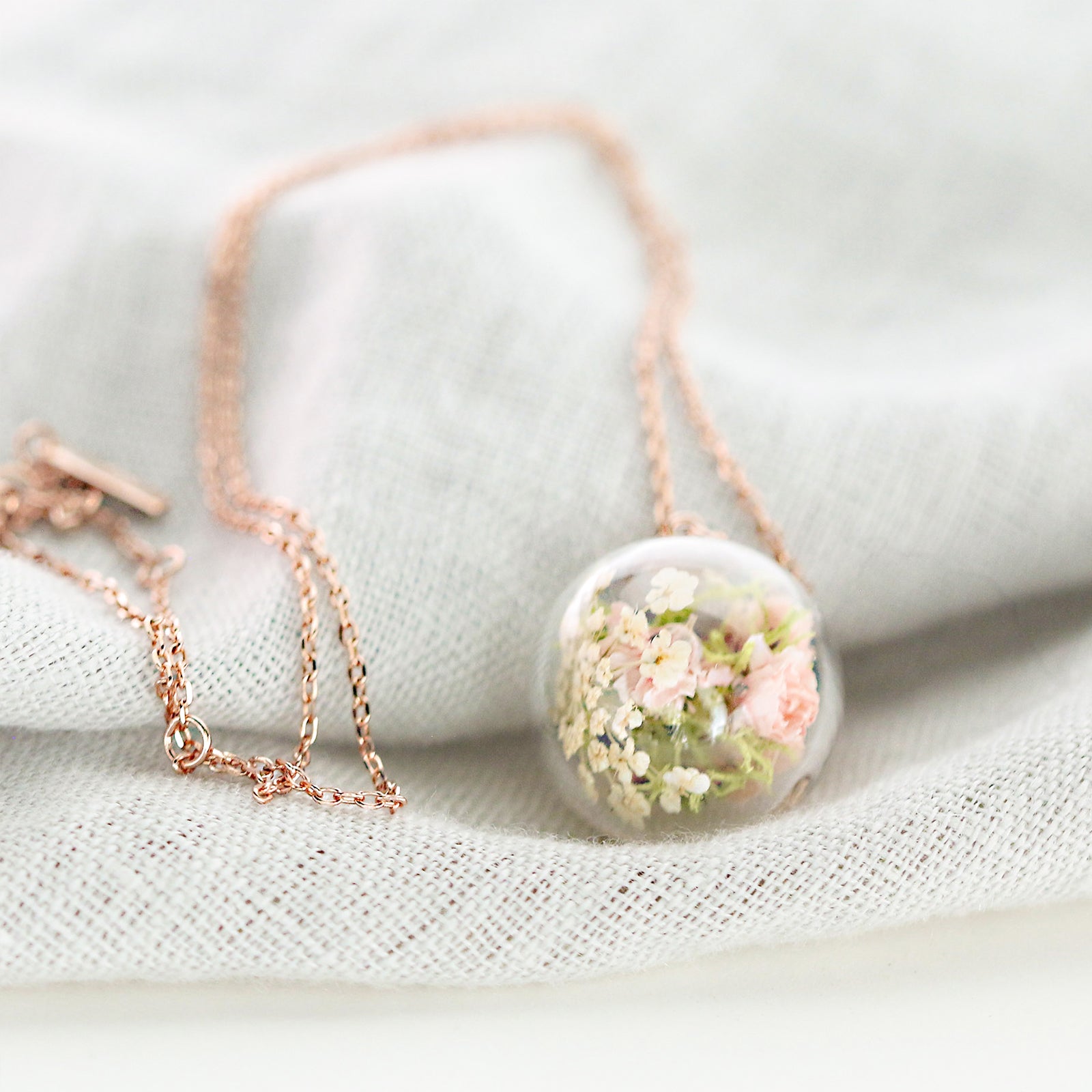 Personalized real flower necklace