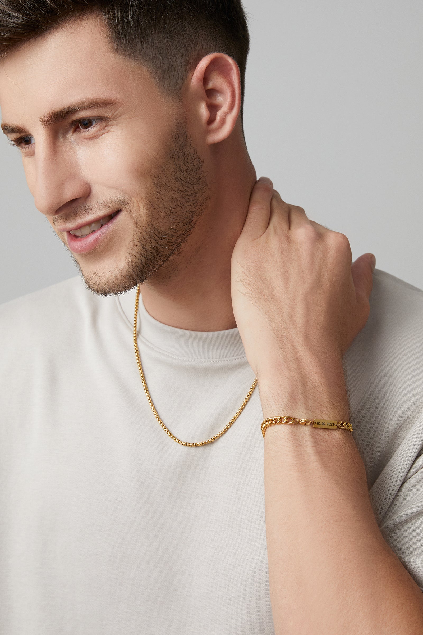 Panzerarmband mit Gravurplättchen