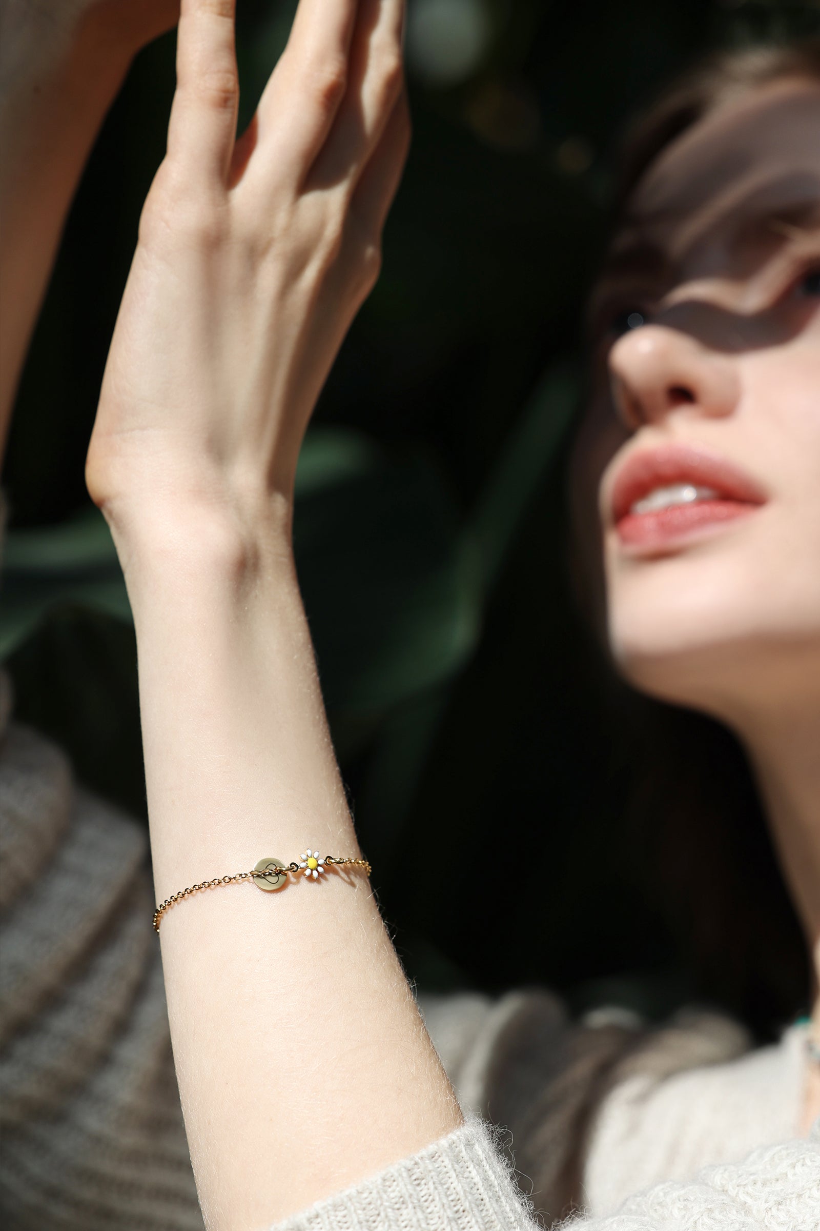 Mini daisy bracelet - personalized bracelet - daisy bracelet for friend - stainless steel bracelet with engraving - lucky bracelet - AE009