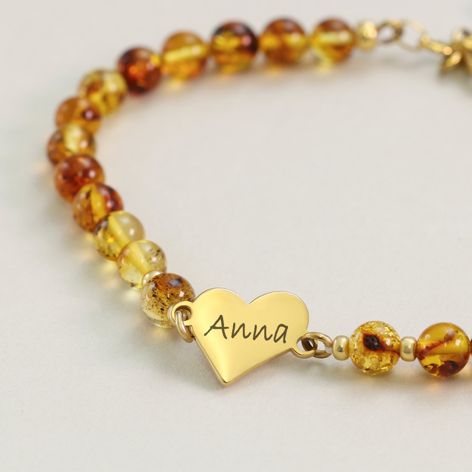 Bernstein Armband mit Herzplättchen Damen Armband VIVIANNASCHMUCK