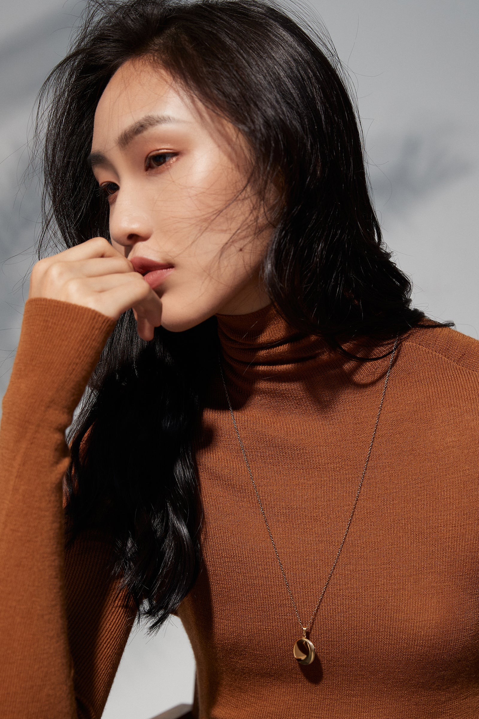 Personalized Locket Necklace – Photo Locket | VIVIANNA