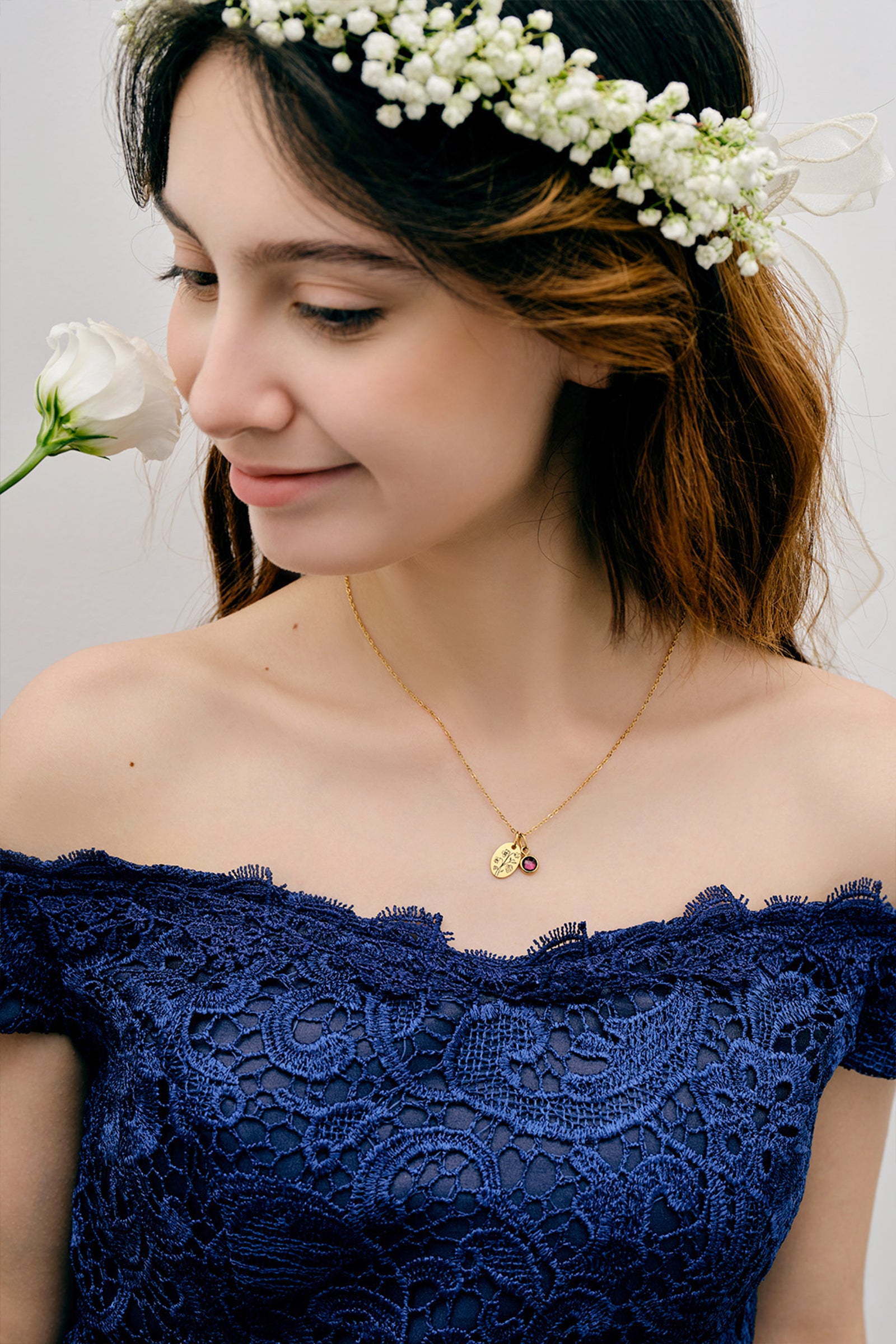 Geburtsblumen mit Geburtsstein - Ovales Plättchen mit Gravur - Edelstahl - Florale Halskette - Geschenk für sie - Namenskette - KE013 - VIVIANNASCHMUCK