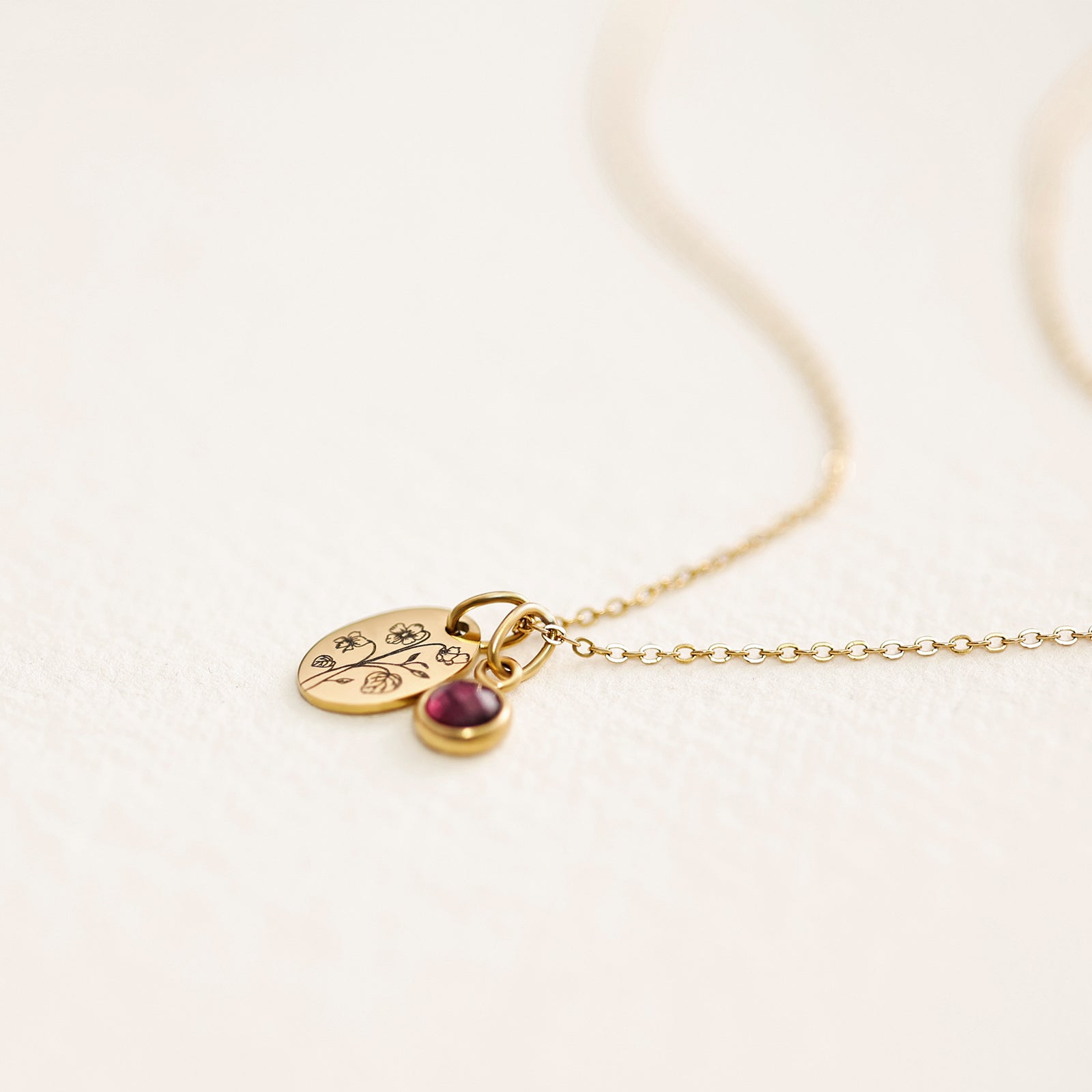 Birth flowers with birthstone - Oval plate with engraving - Stainless steel - Floral necklace - Gift for her - Name necklace - KE013