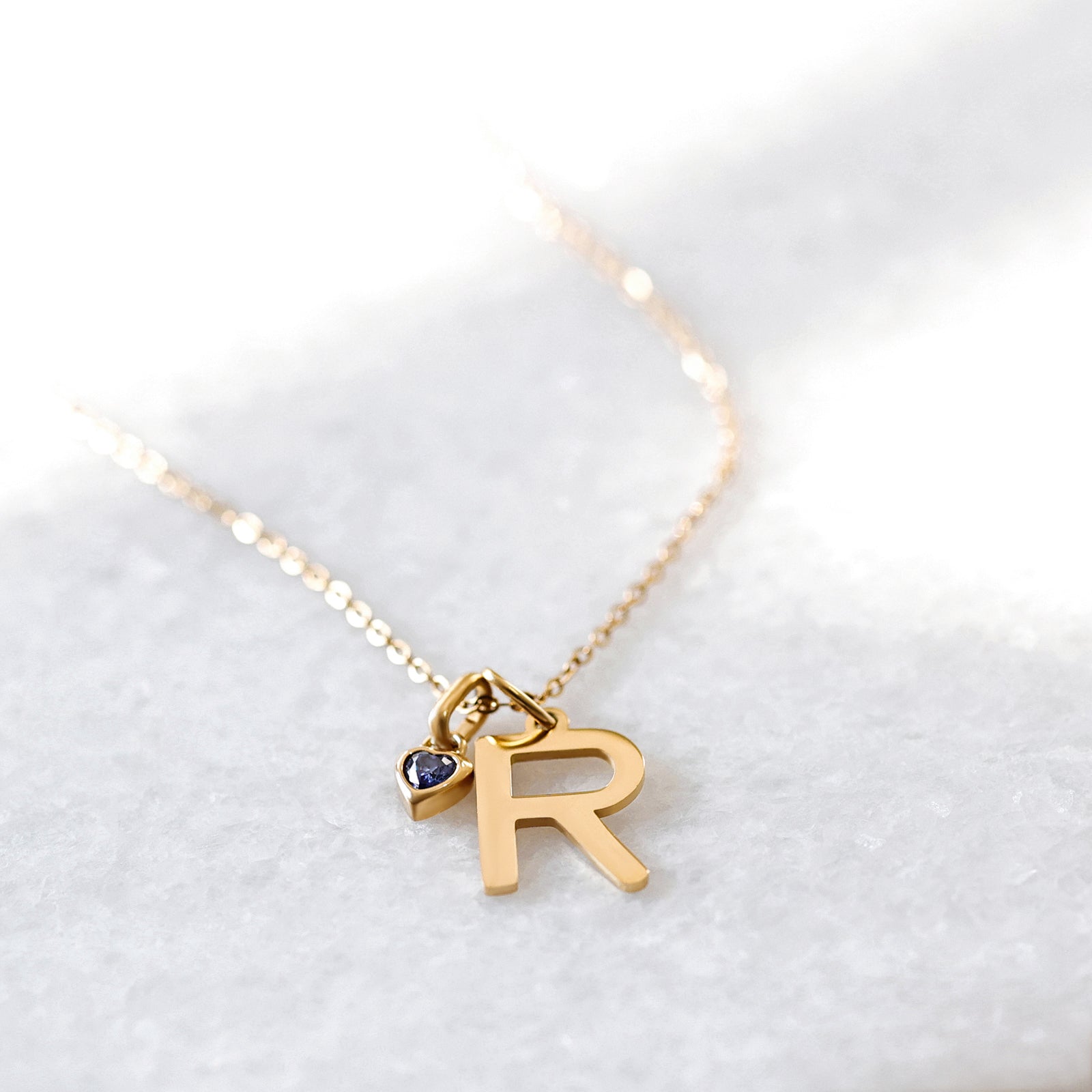 Initialen Kette mit Herz-Zirkonia Damen Halskette VIVIANNASCHMUCK