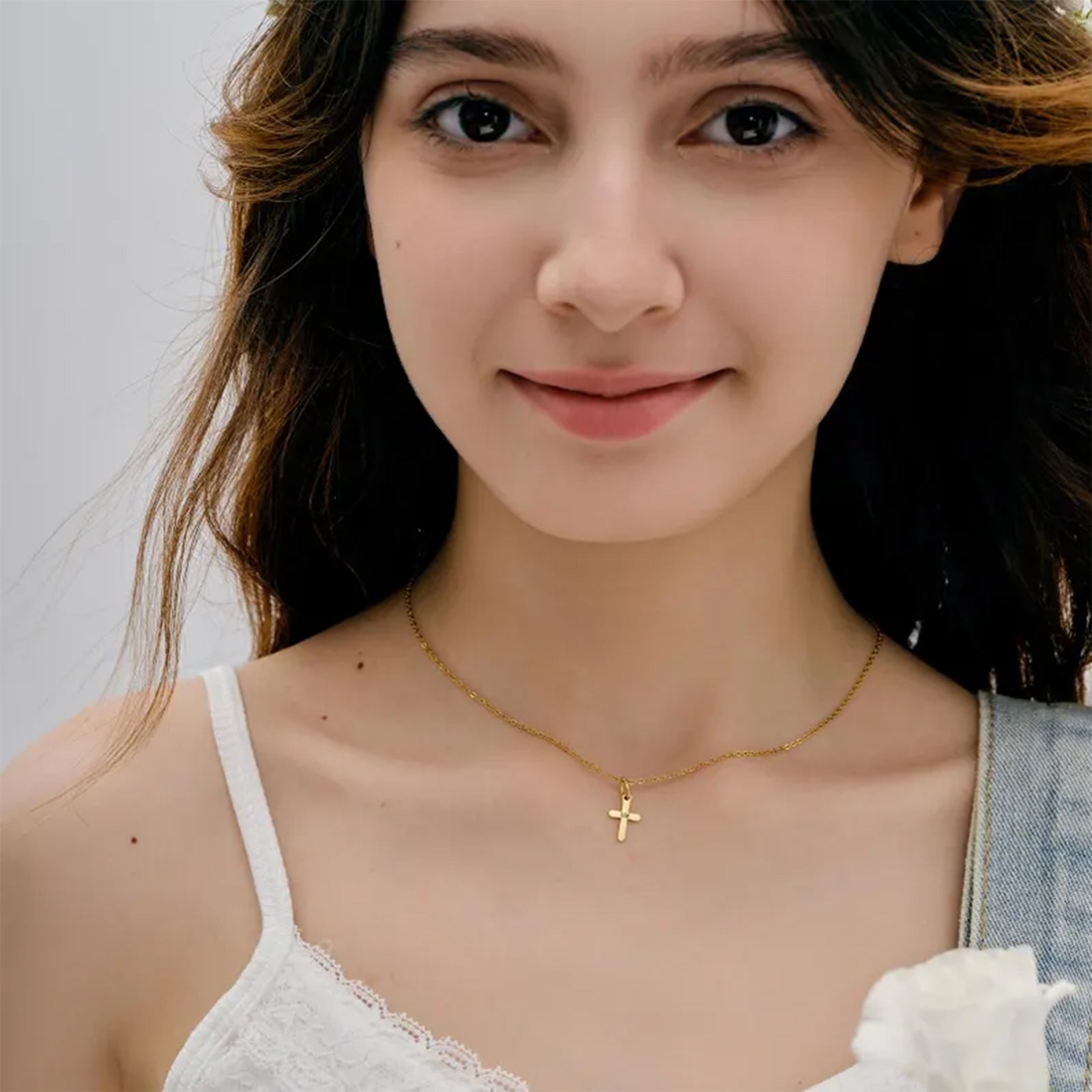 Mini Kreuz-Kette - Geschenk zur Kommunion mit Karte