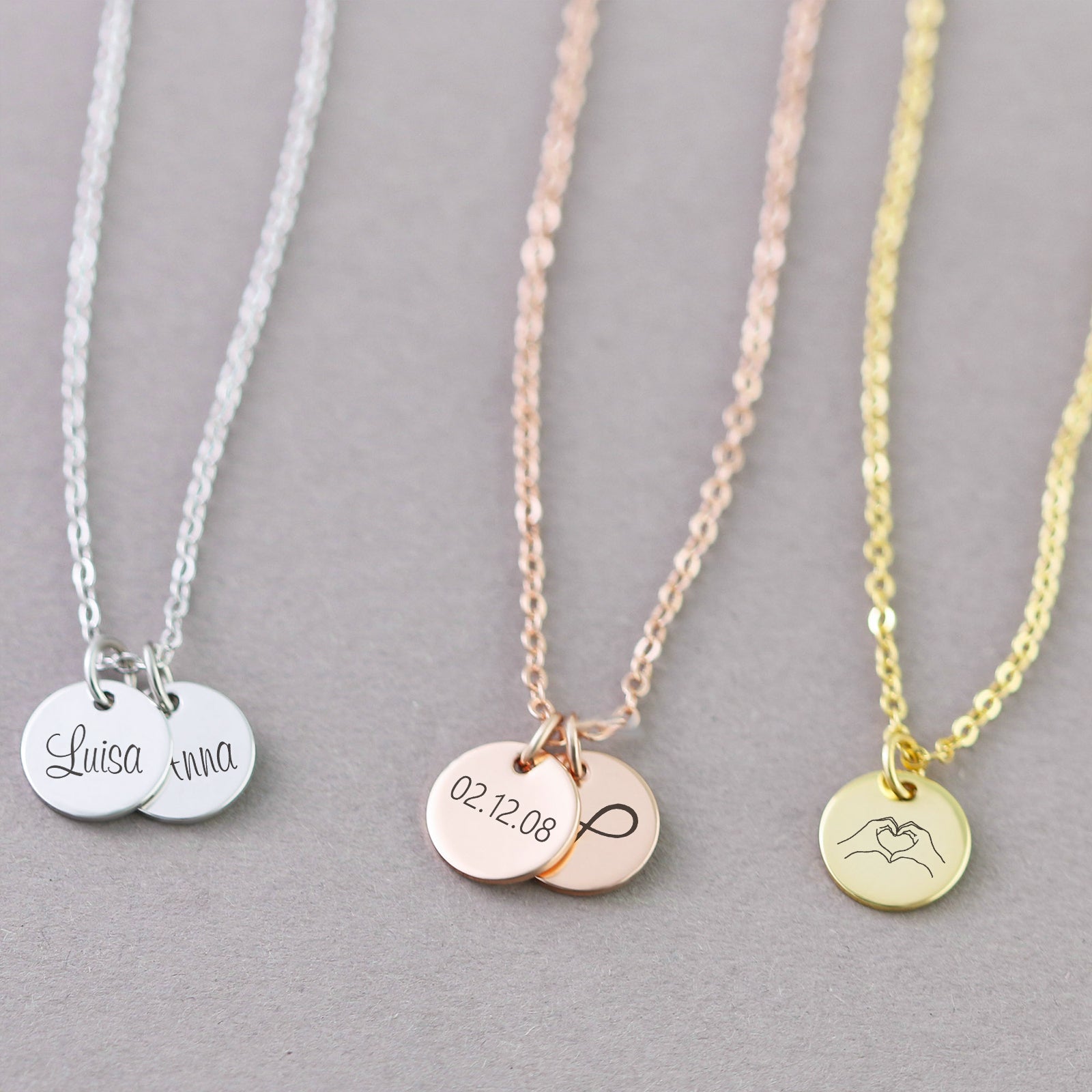 Personalisierte Kette mit rundem Plättchen