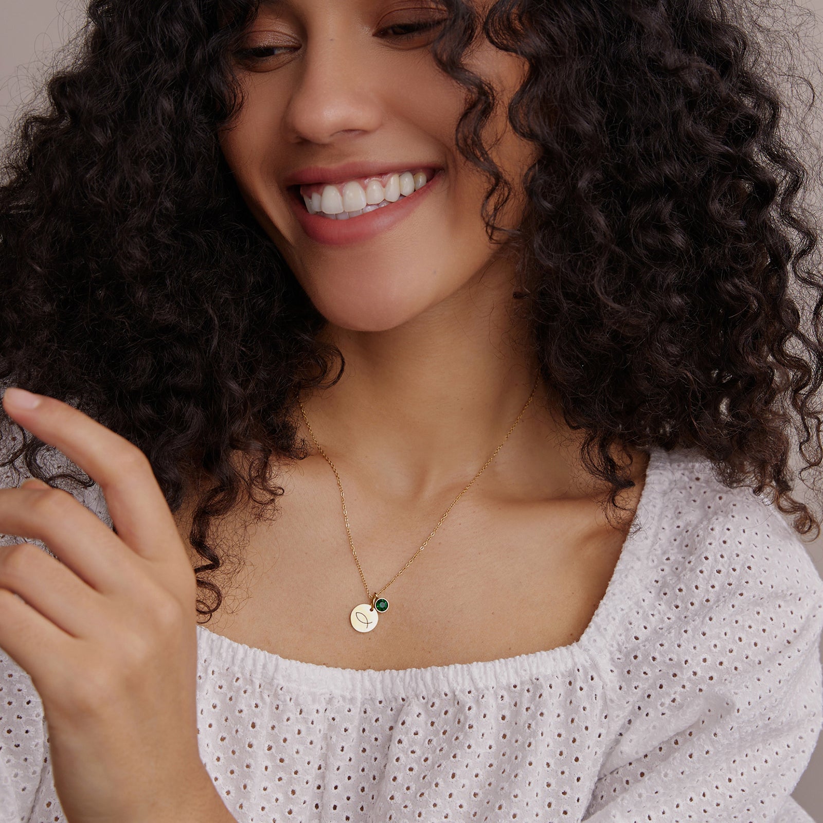 Personalisierte Kette mit Geburtsstein - VIVIANNASCHMUCK