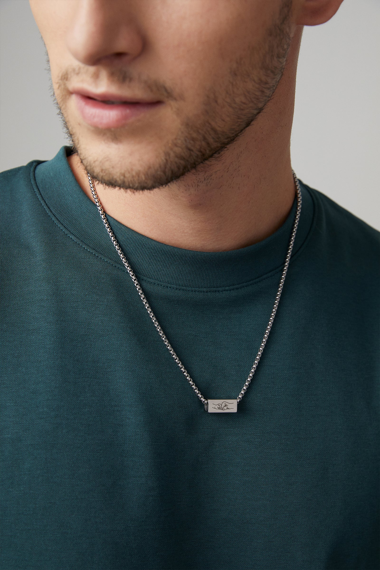 Personalisierte Herren Kette mit 4-seitigem Gravur-Anhänger