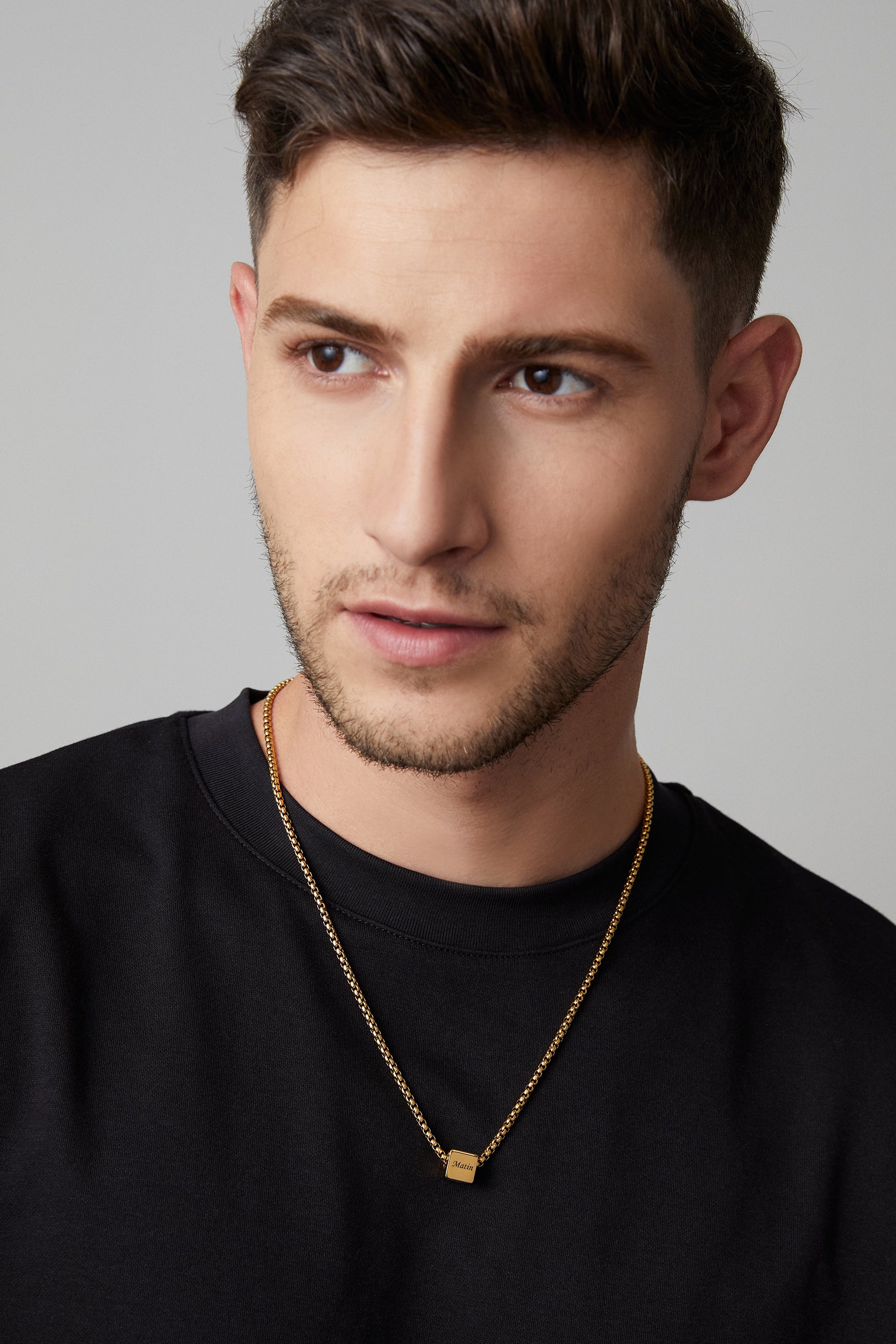 Herren Halskette mit Gravurwürfel – 4-seitig personalisierbar