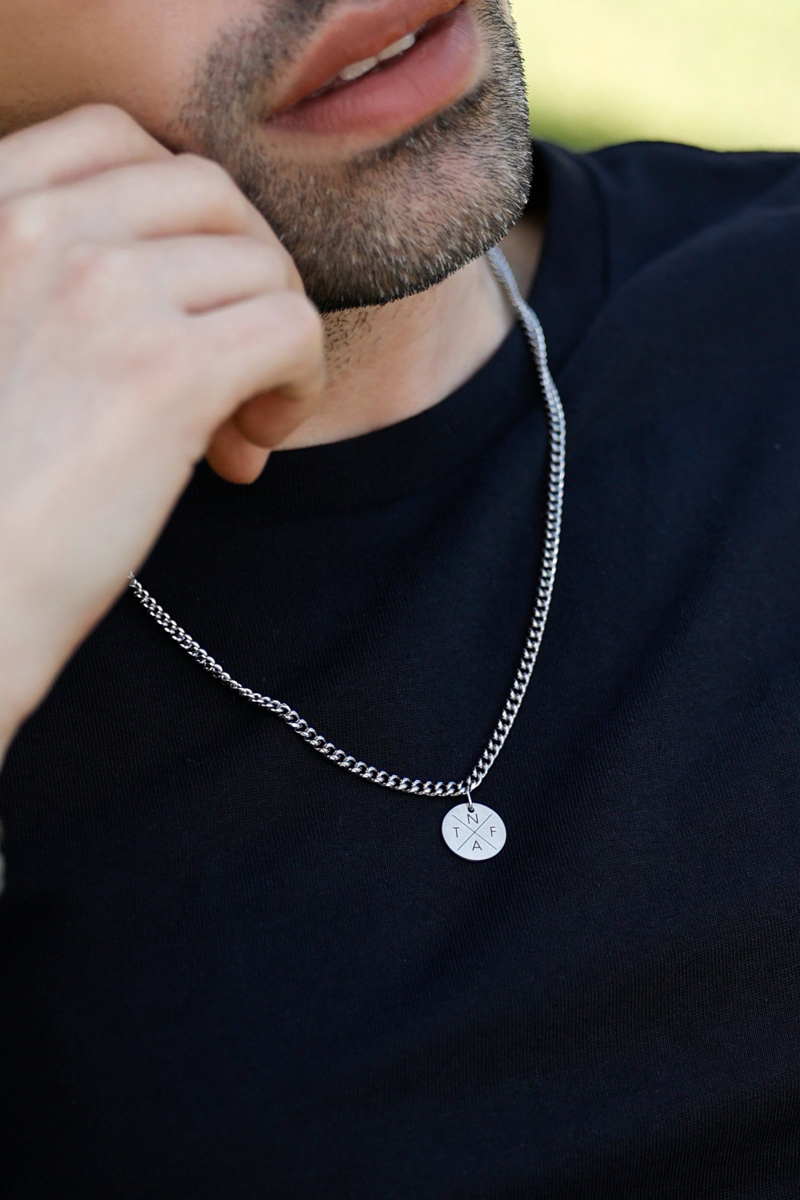 Herren Halskette mit mattiertem Gravurplättchen