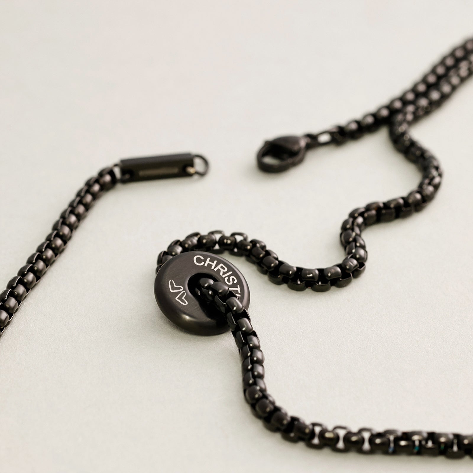 Gravierte Donut-Halskette für Herren