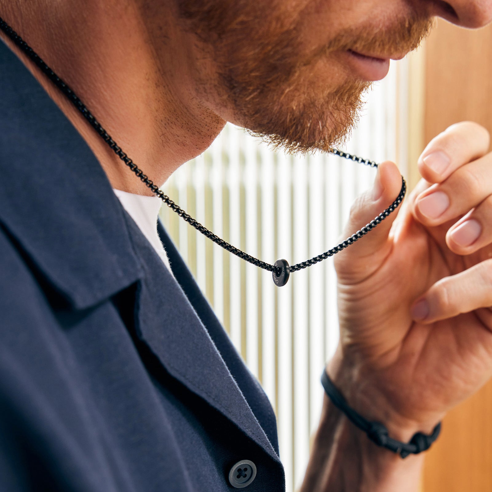 Gravierte Donut-Halskette für Herren