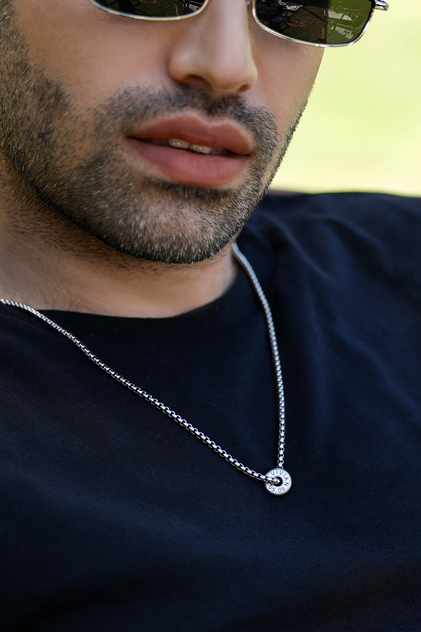 Gravierte Donut-Halskette für Herren