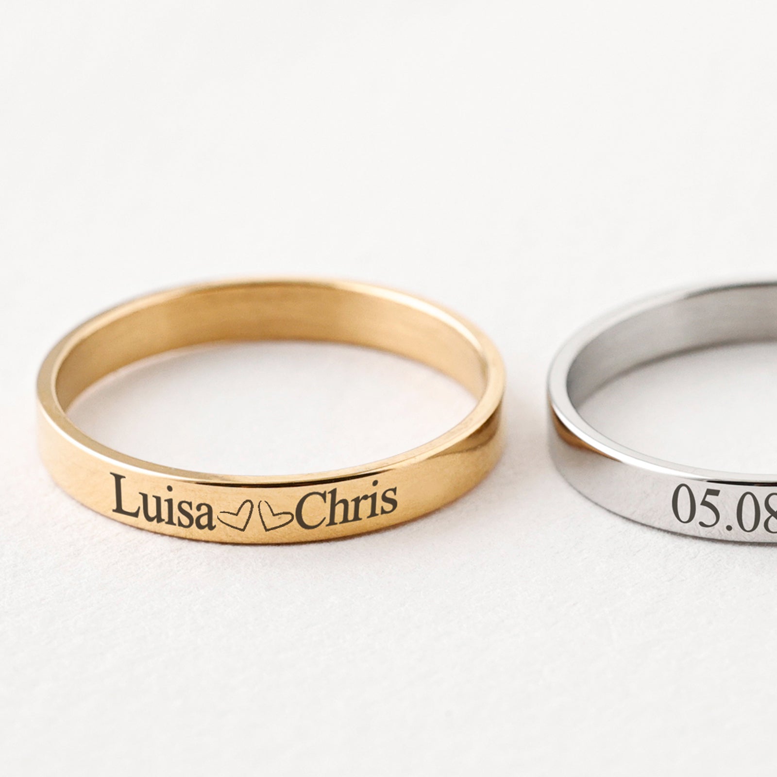 Minimalistischer Ring mit Gravur Herren Ringe VIVIANNASCHMUCK