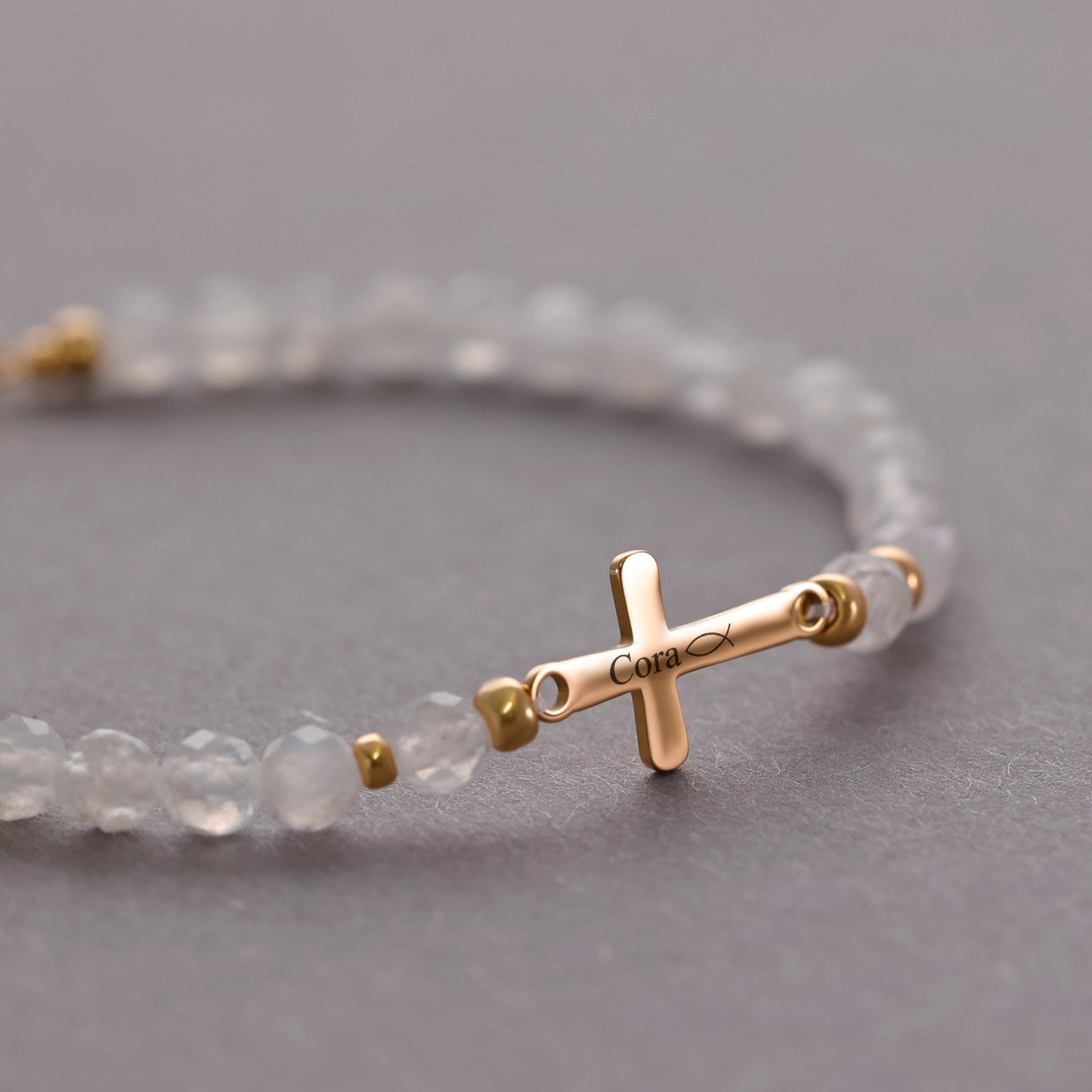 Mondstein Kreuz-Armband mit Gravur- Geschenk zur Konfirmation mit Karte