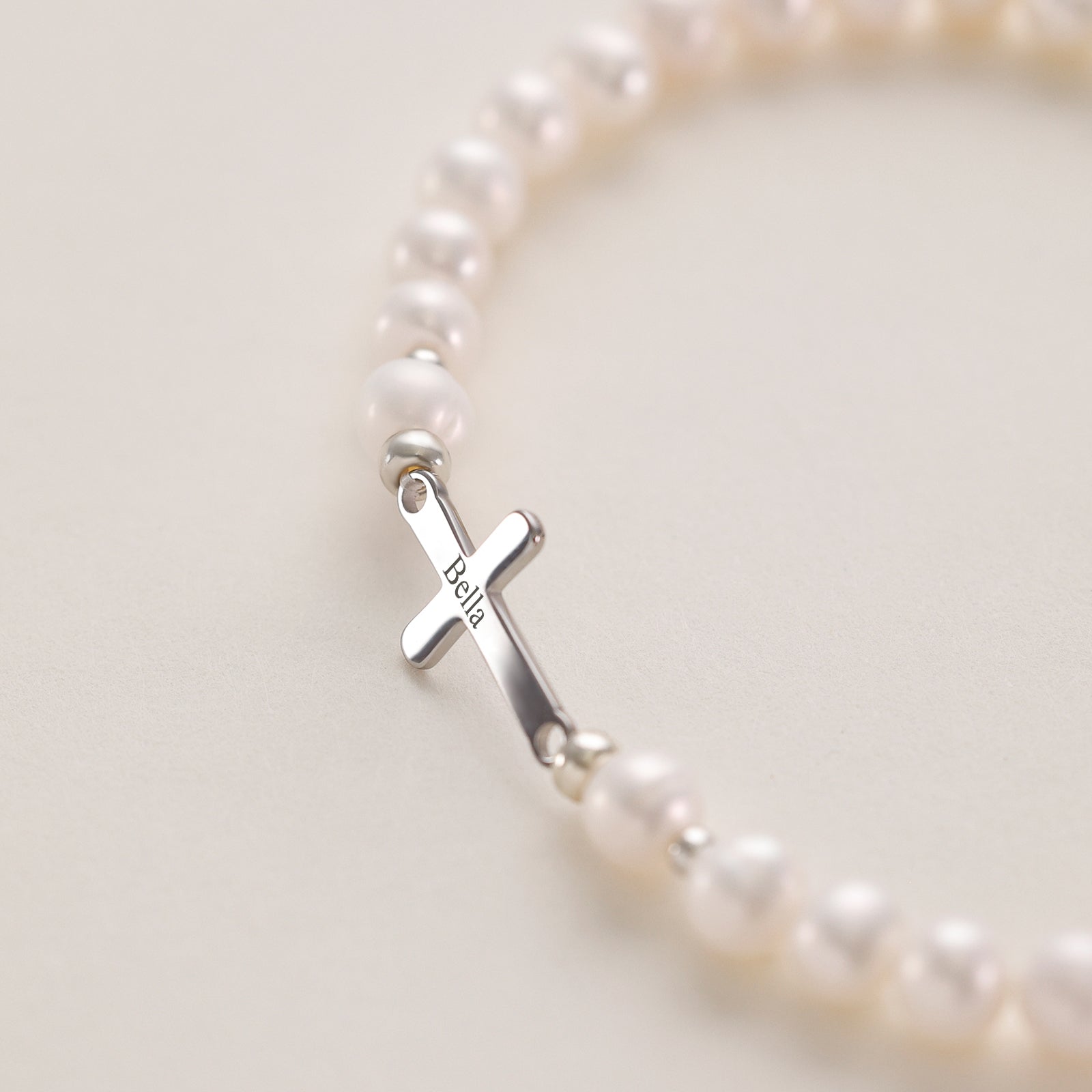 Süßwasserperlen Kreuz Armband - Geschenk zur Kommunion mit Karte