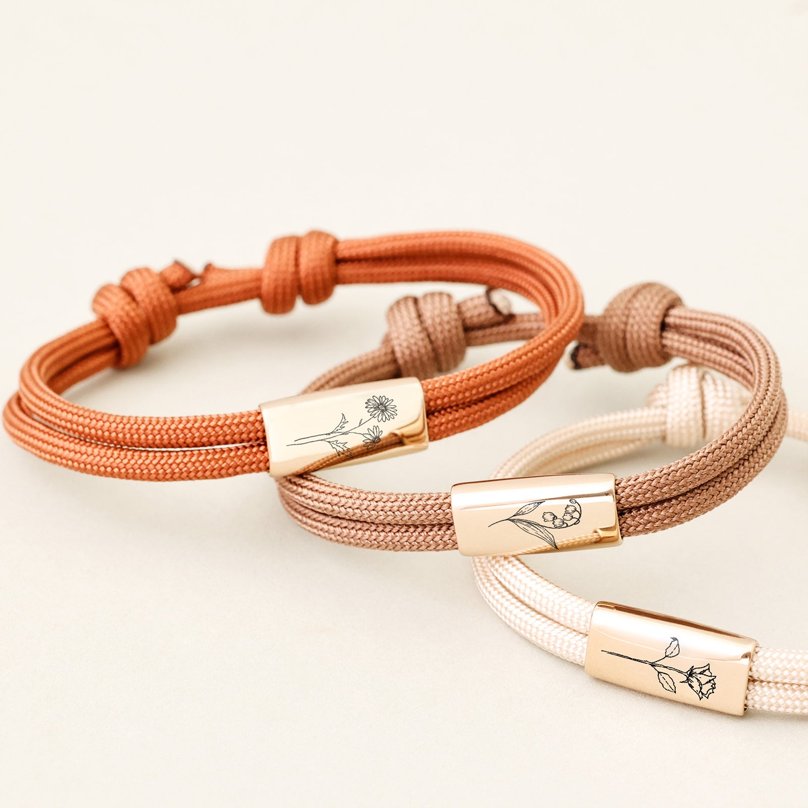 Geburtsblumen Armband aus Segeltau – mit Wunschgravur