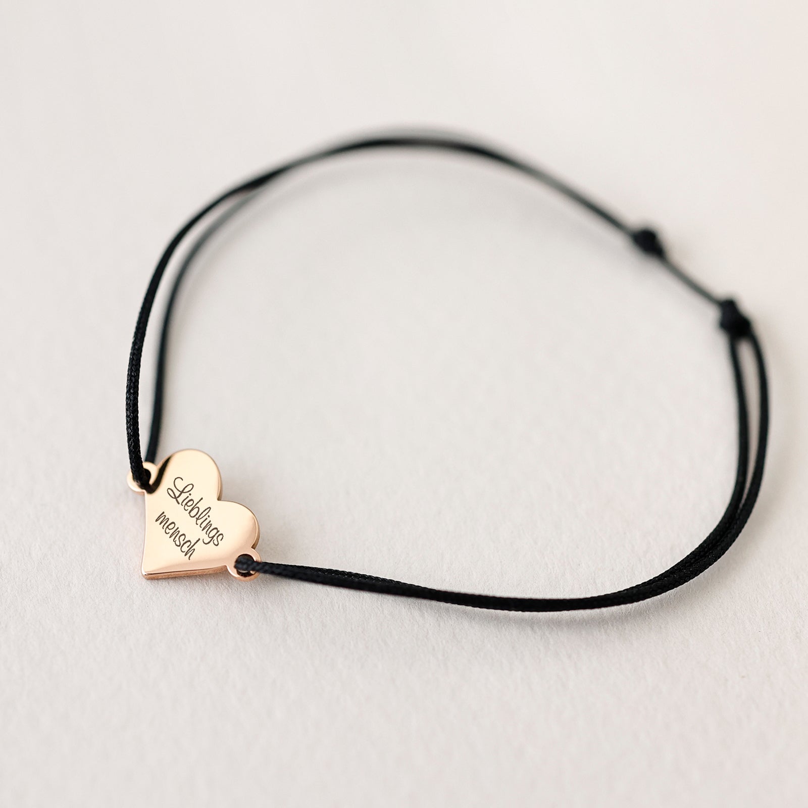 Feines Herz-Armband mit Wunschtext Damen Armband VIVIANNASCHMUCK