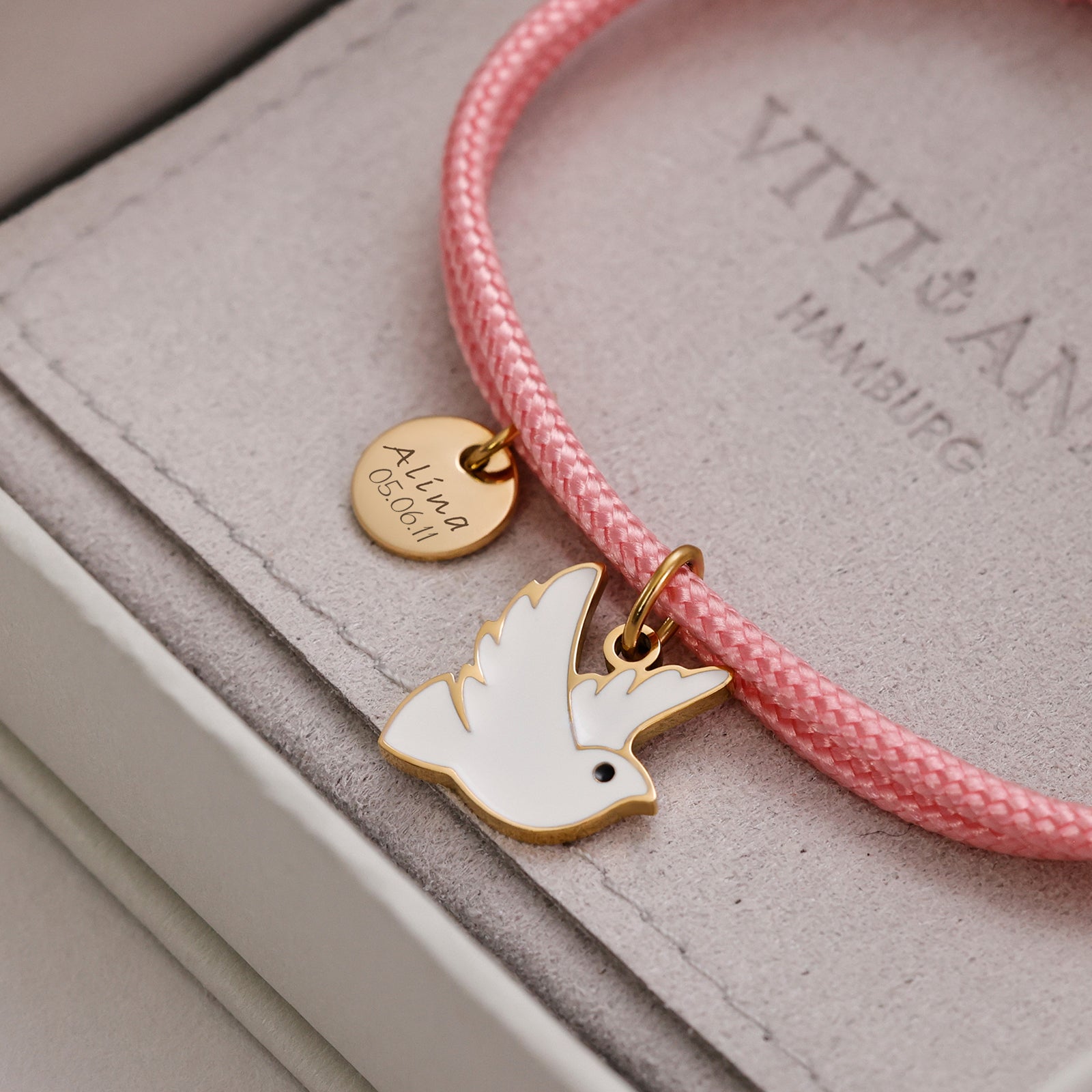 Peace Friedenstaube personalisiertes Armband - Geschenk zur Taufe mit Karte